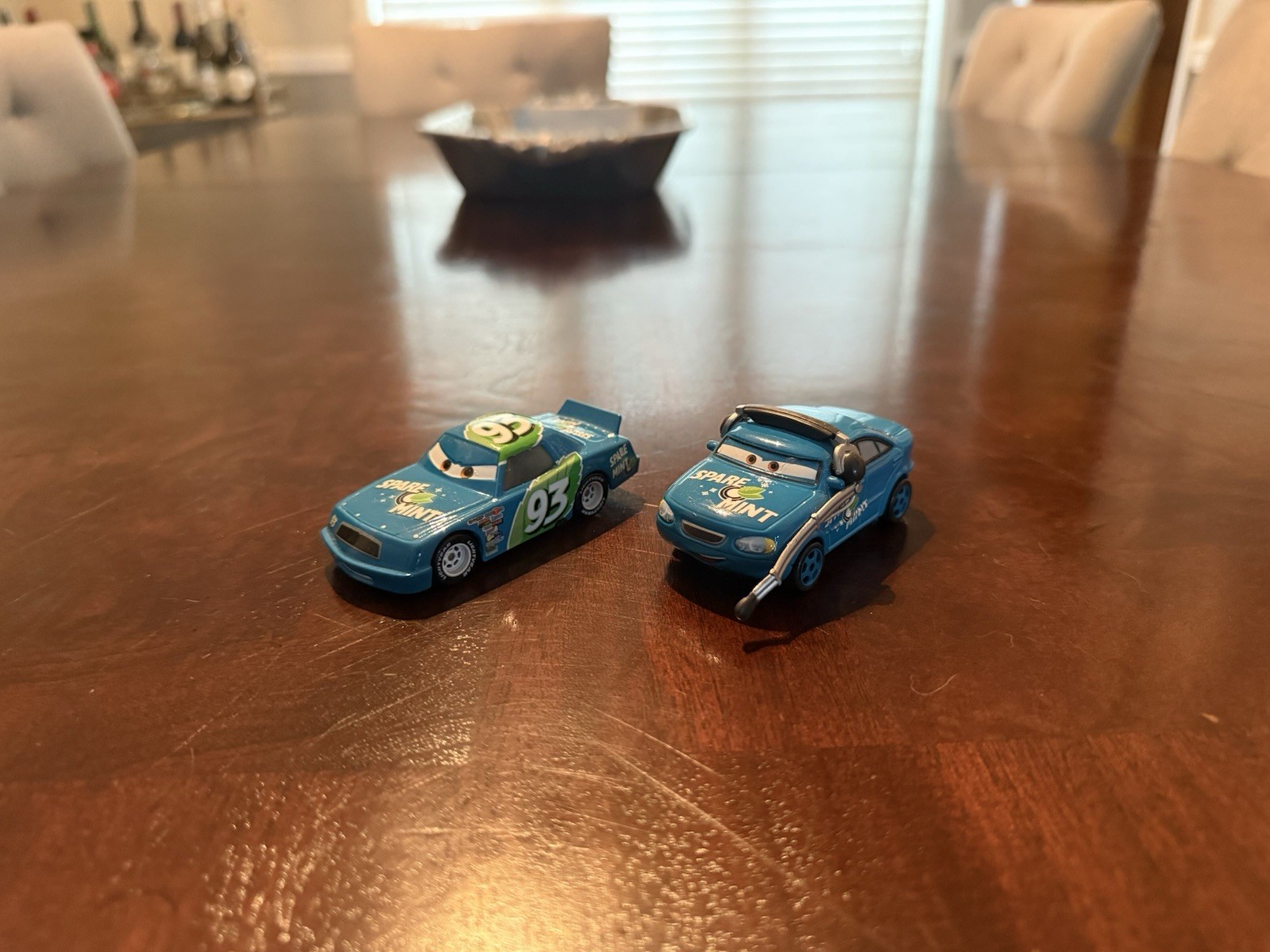 Disney Pixar Cars Spare Mint No. 93 + Crew Chief Lot x2 Diecast Metal 1:55