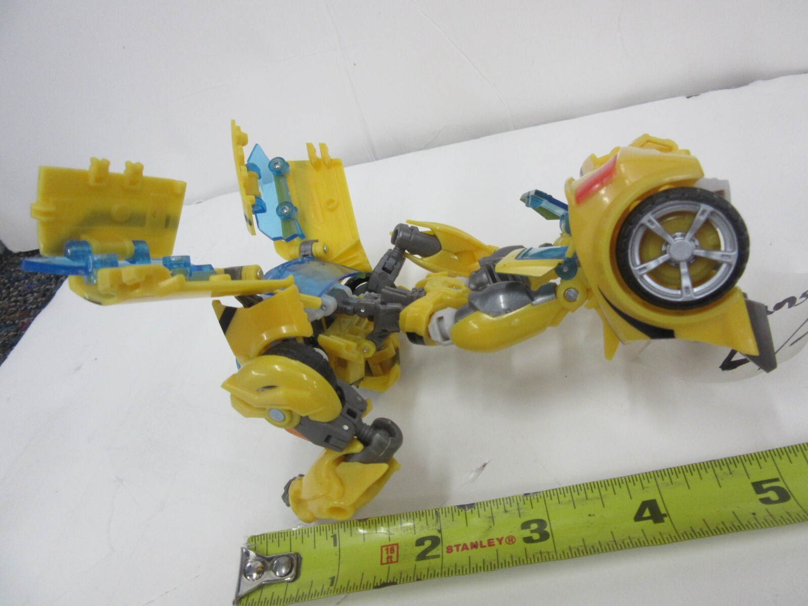 Transformers Prime Bumblebee Deluxe 1st Edition action figure
