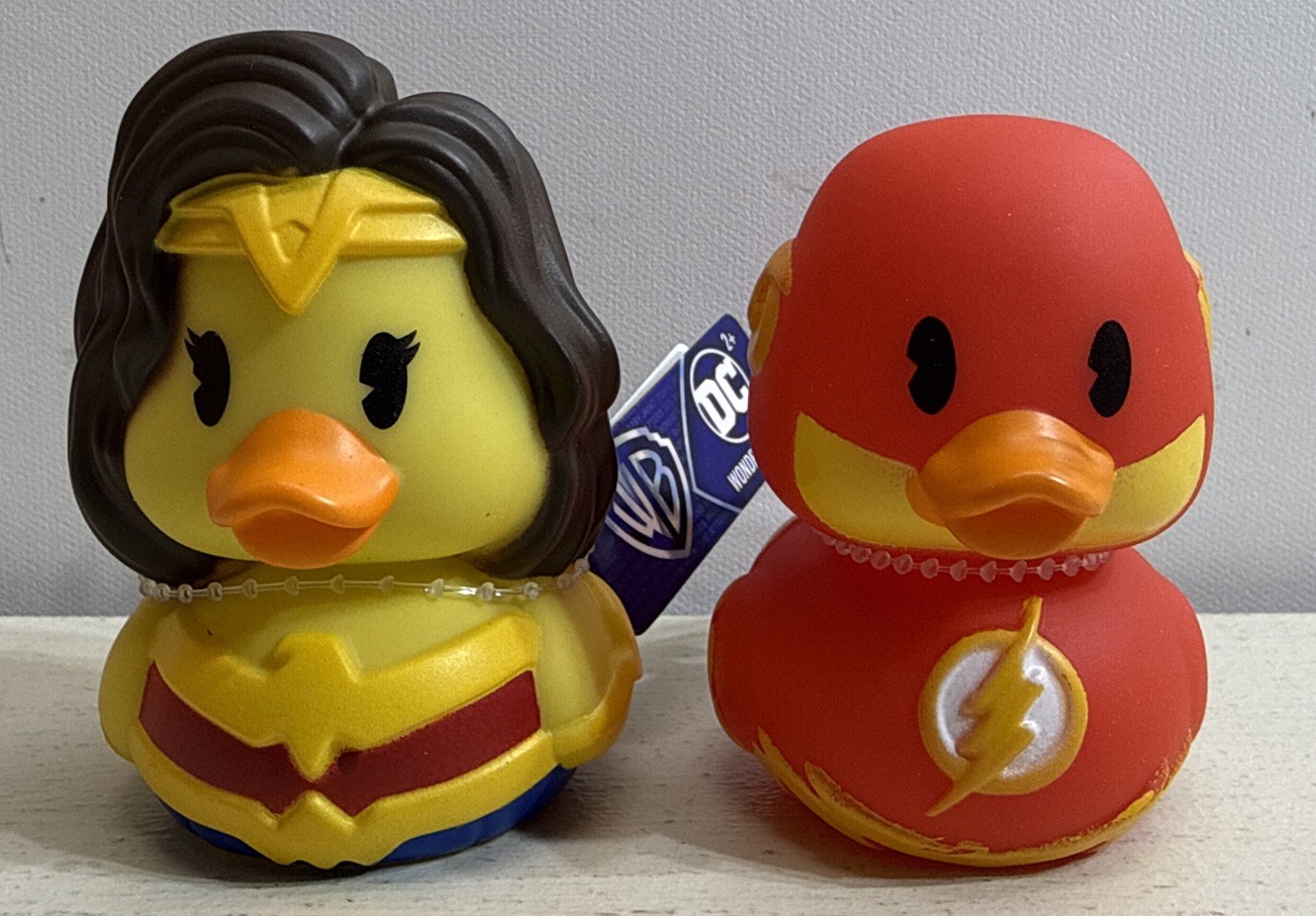 Warner Bros. Rubber Duck Set DC WONDER WOMAN & FLASH NEW