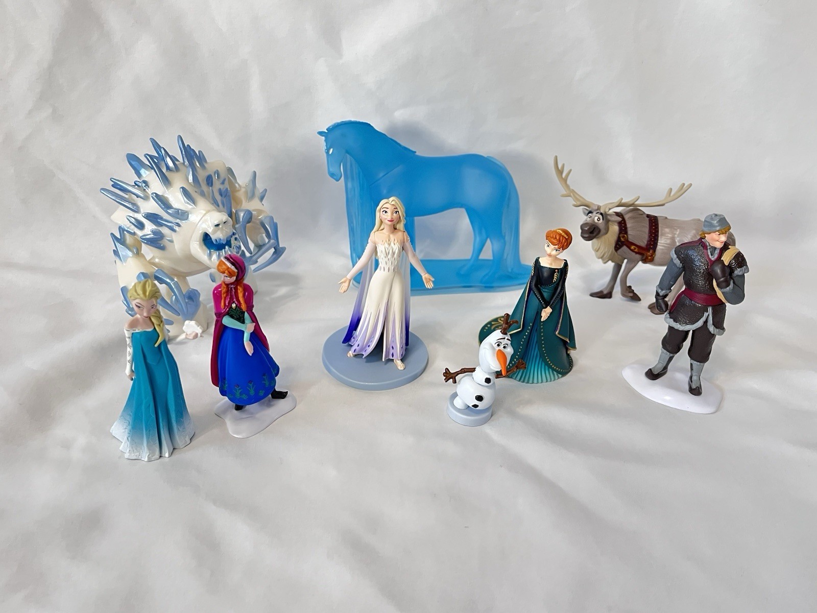 Disney Frozen 2 Figures Lot Elsa Anna Kristoff Sven Olaf Nokk Marshmallow