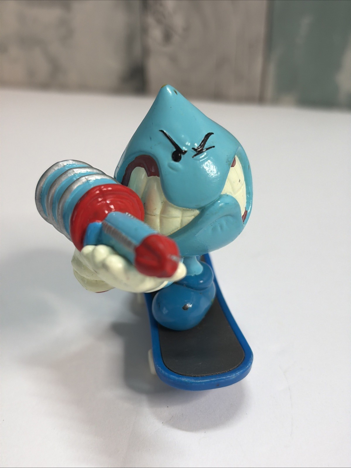 World Industries Tech Deck Dude Wet Willy Super Soaker Figure with Board