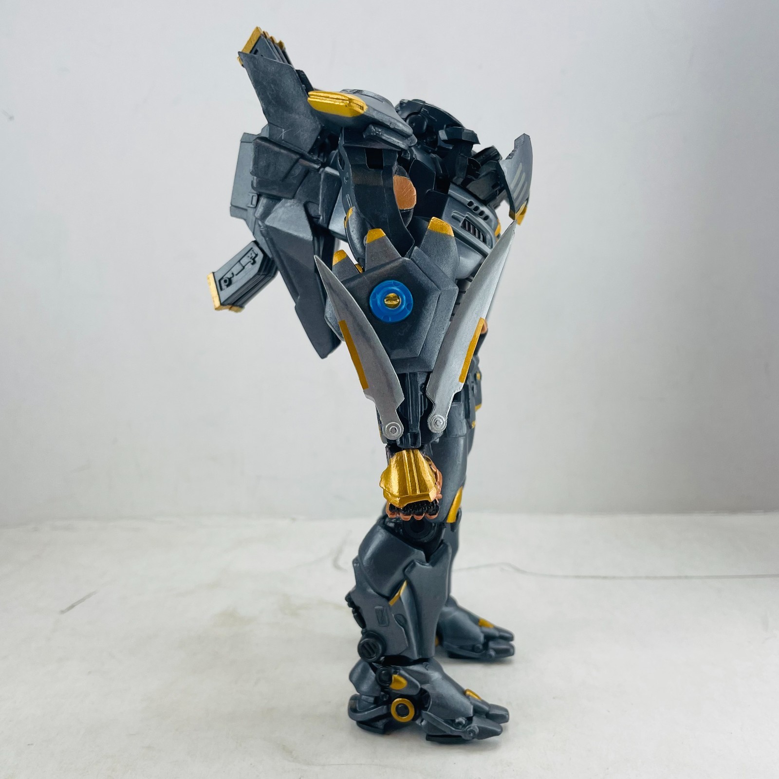 Crimson Typhoon Jaeger 7&Prime; Movable Action Figure Toy Statue Pacific Rim Gift Box