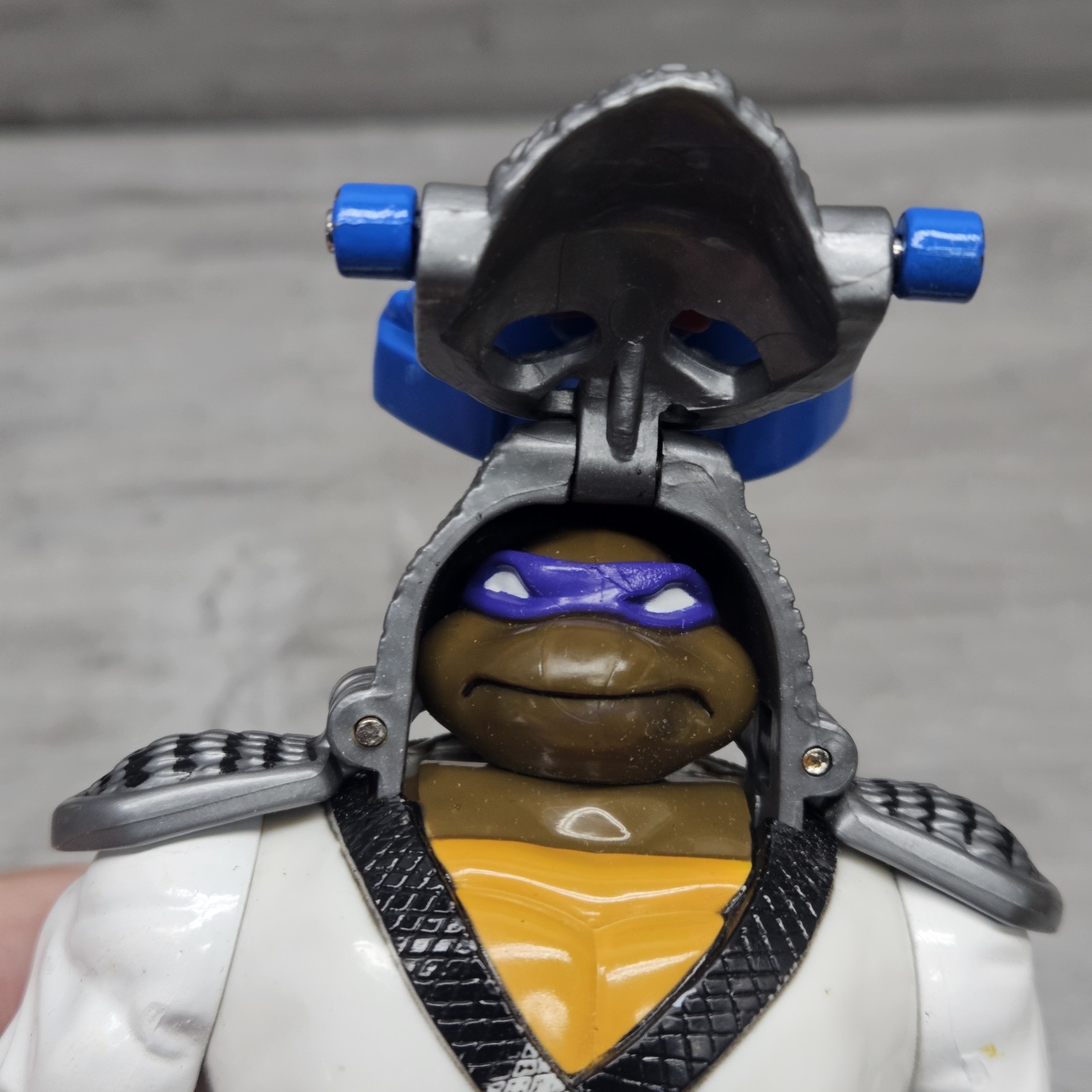 TMNT Ninja Turtles 1993 Auto Mutations Night Ninja Donatello Transform Figure 5&Prime;
