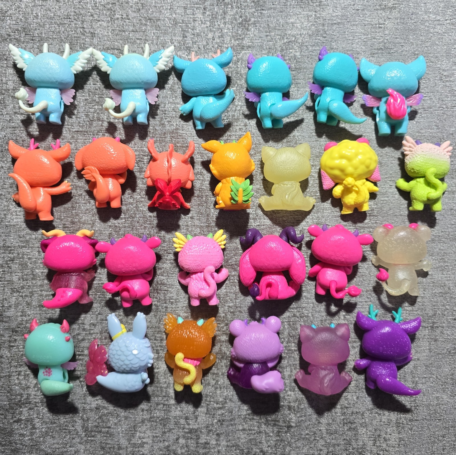 Lot of 25 – Magic Mixies Mixlings Magique Figures Moose Kids Toys Mini Figures
