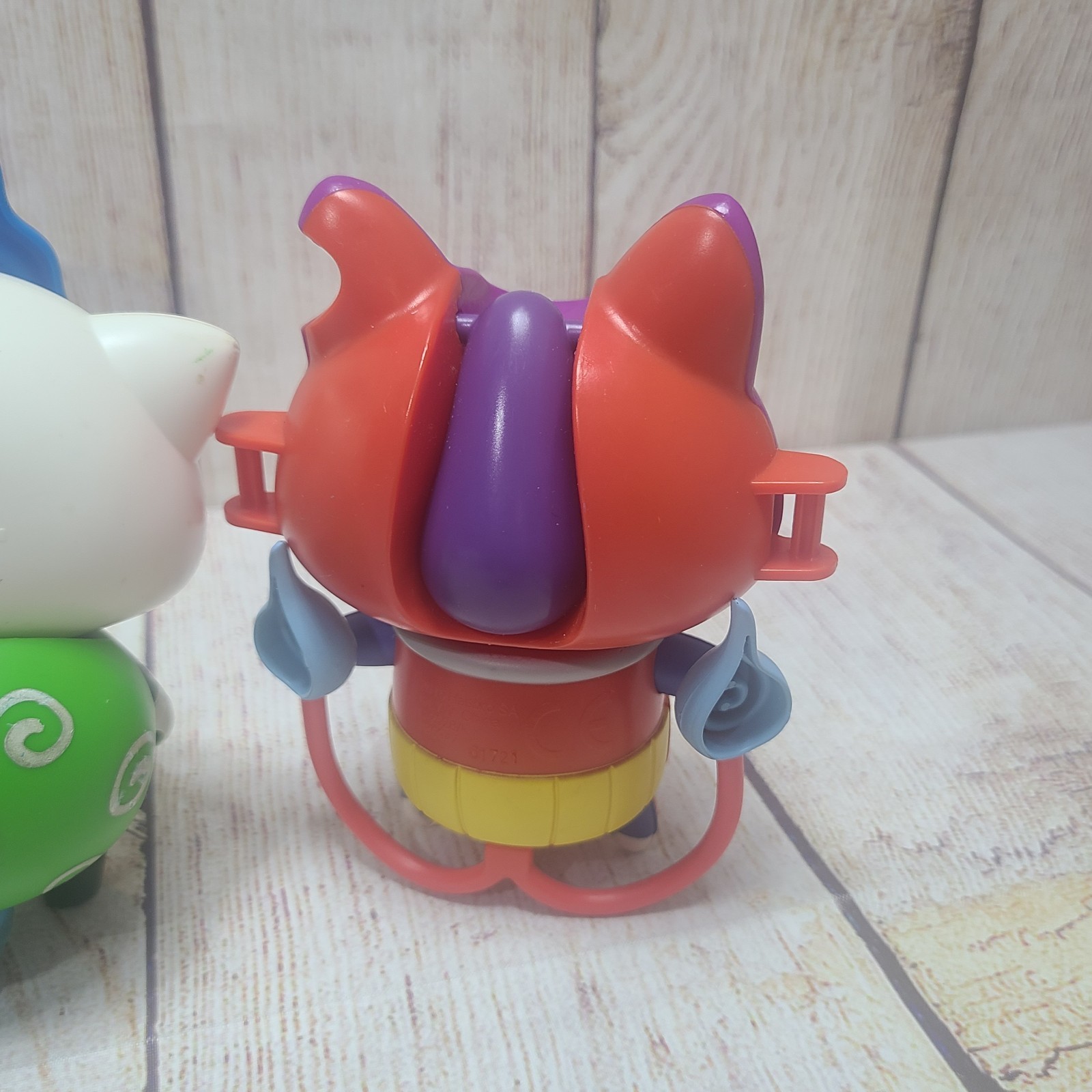 Hasbro Yo Kai Watch Converting Figures Toys Lot of 3 Komasan Robonyan Jibanyan