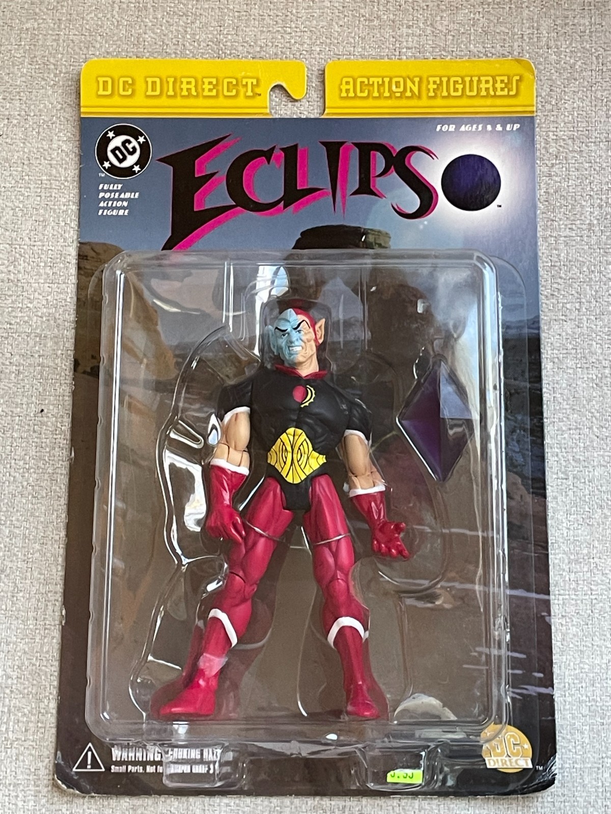 DC DIRECT ECLIPSO WITH TRANSPARENT DIAMOND 6&Prime; ACTION FIGURE NEW ON CARD