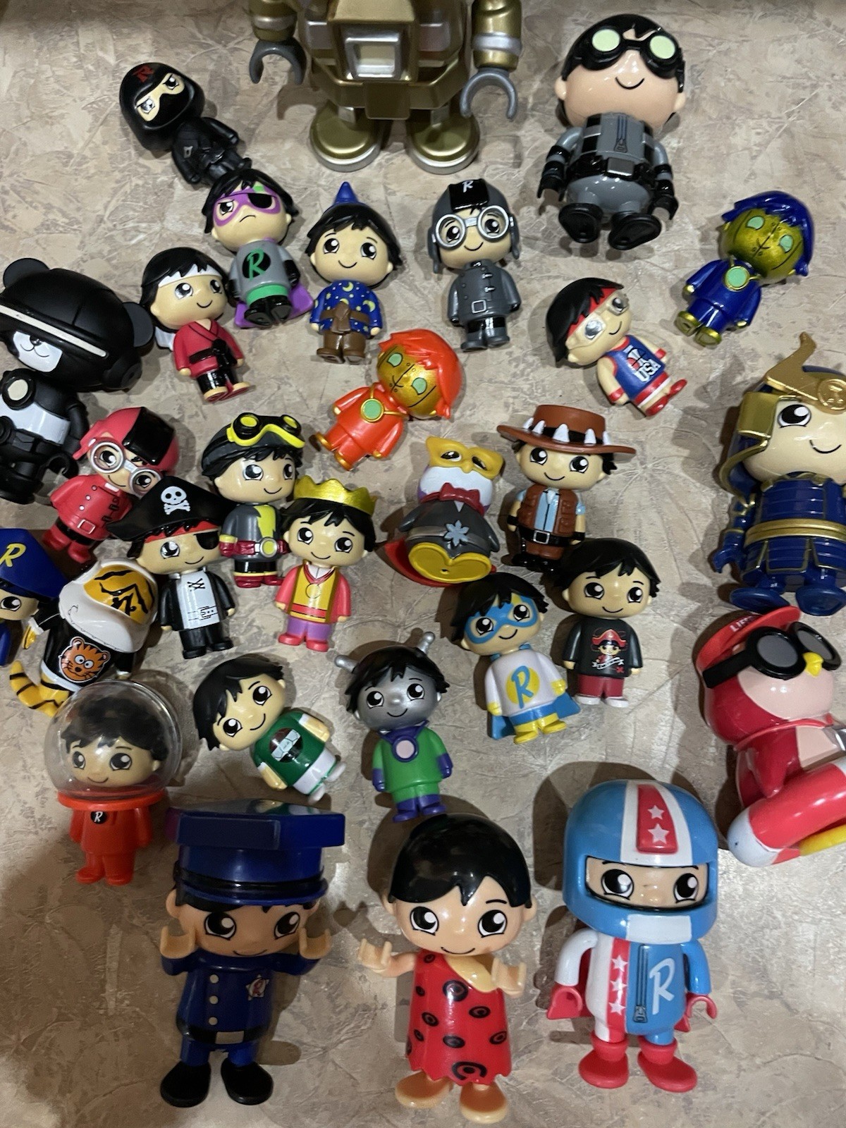 Ryans World Toy Figures & characters 29 Different Types Zombies ROBOT +LOTS More