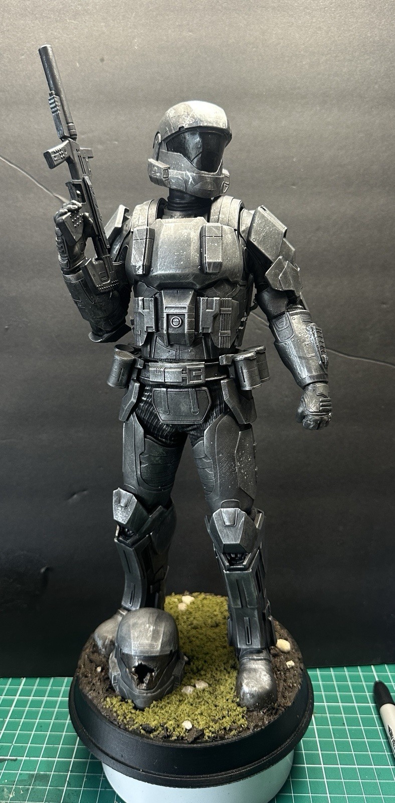 1/6 Scale Halo ODST Statue Custom Handpainted Statue Custom Base (Made To Order)