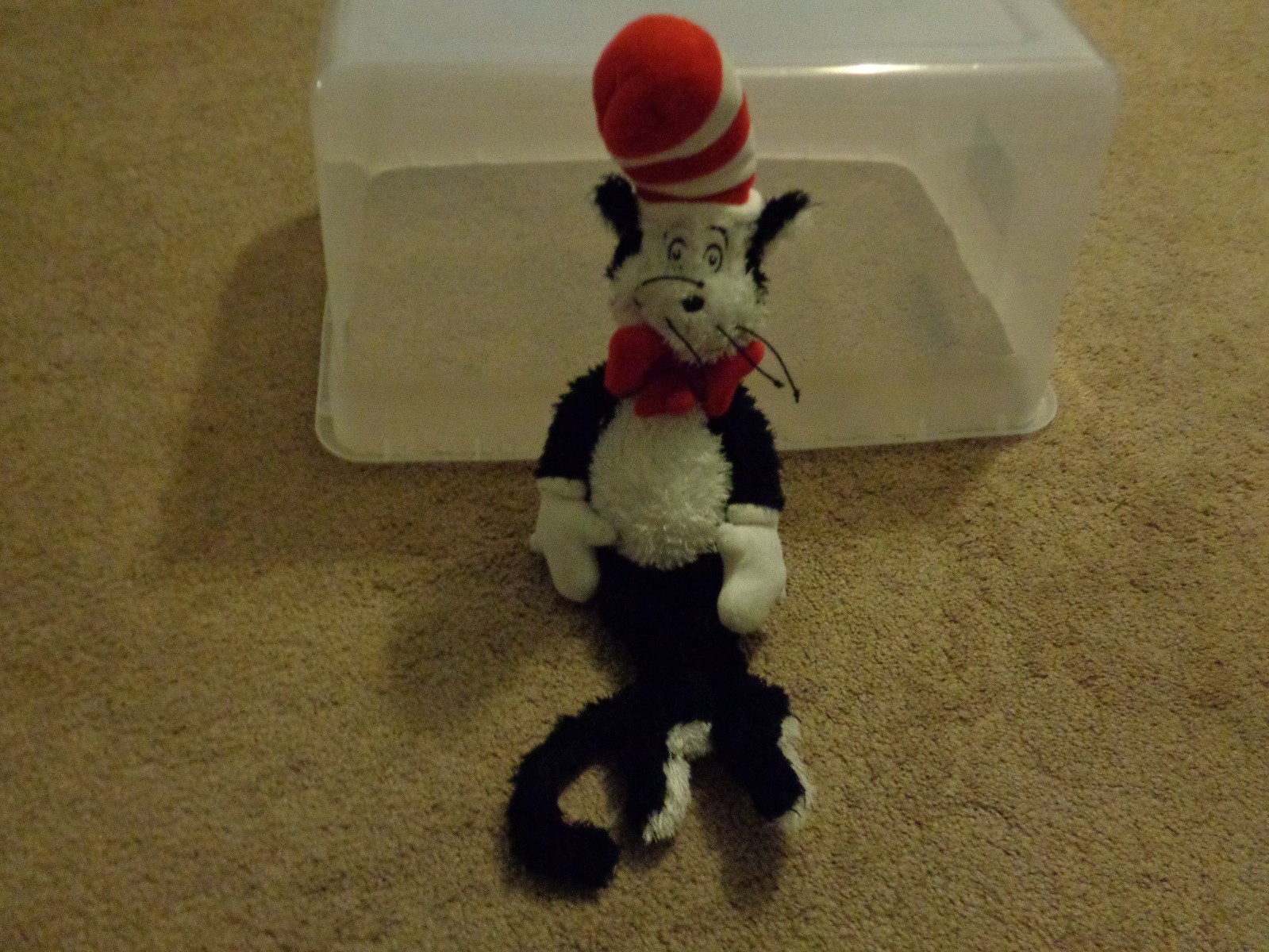 2009 DR SEUSS MANHATTAN TOYS CAT IN THE HAT PLUSH CHILDREN&rsquo;S BOOK DOLL FIGURE