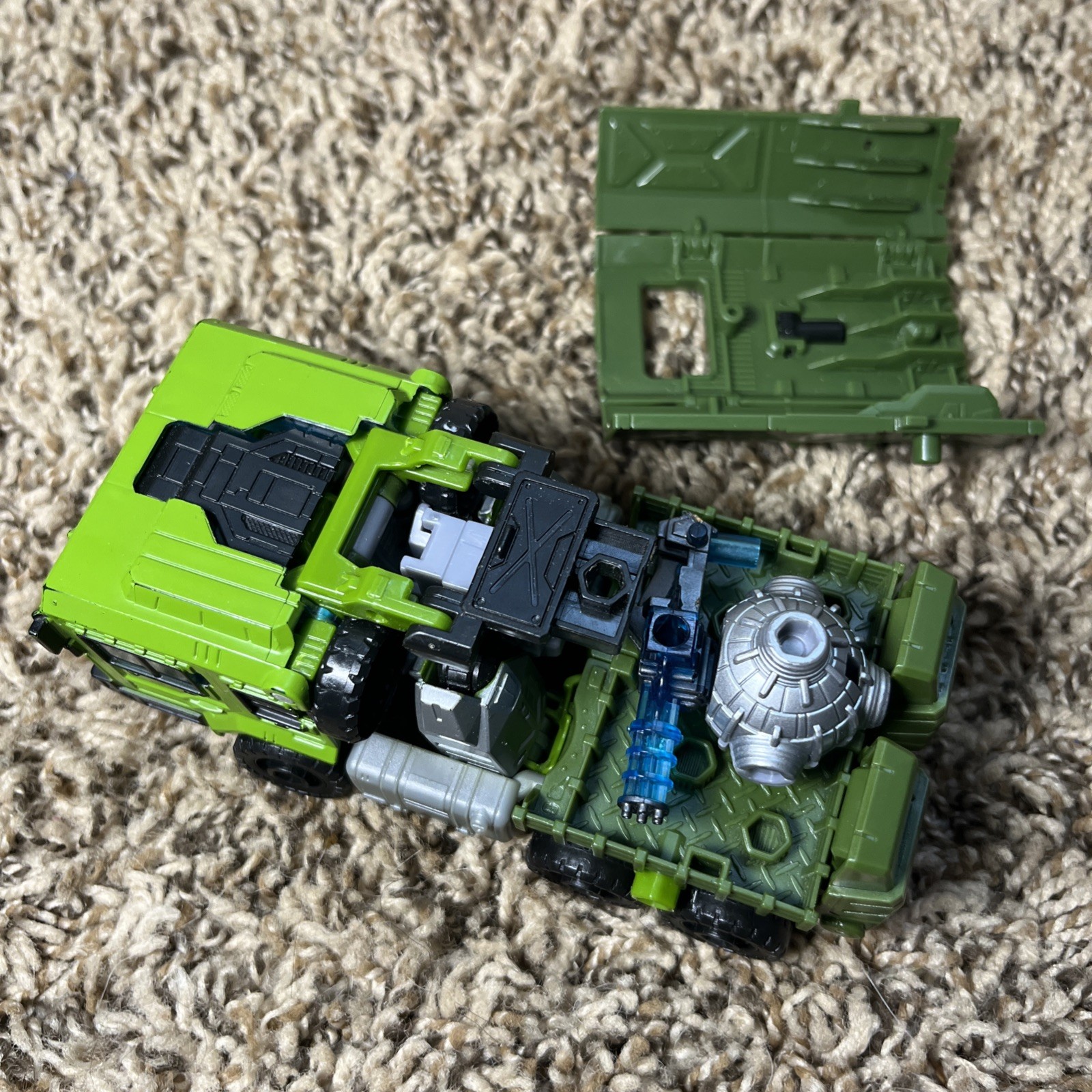 Hasbro Transformers Legacy Bulkhead Prime Universe Generations Figure