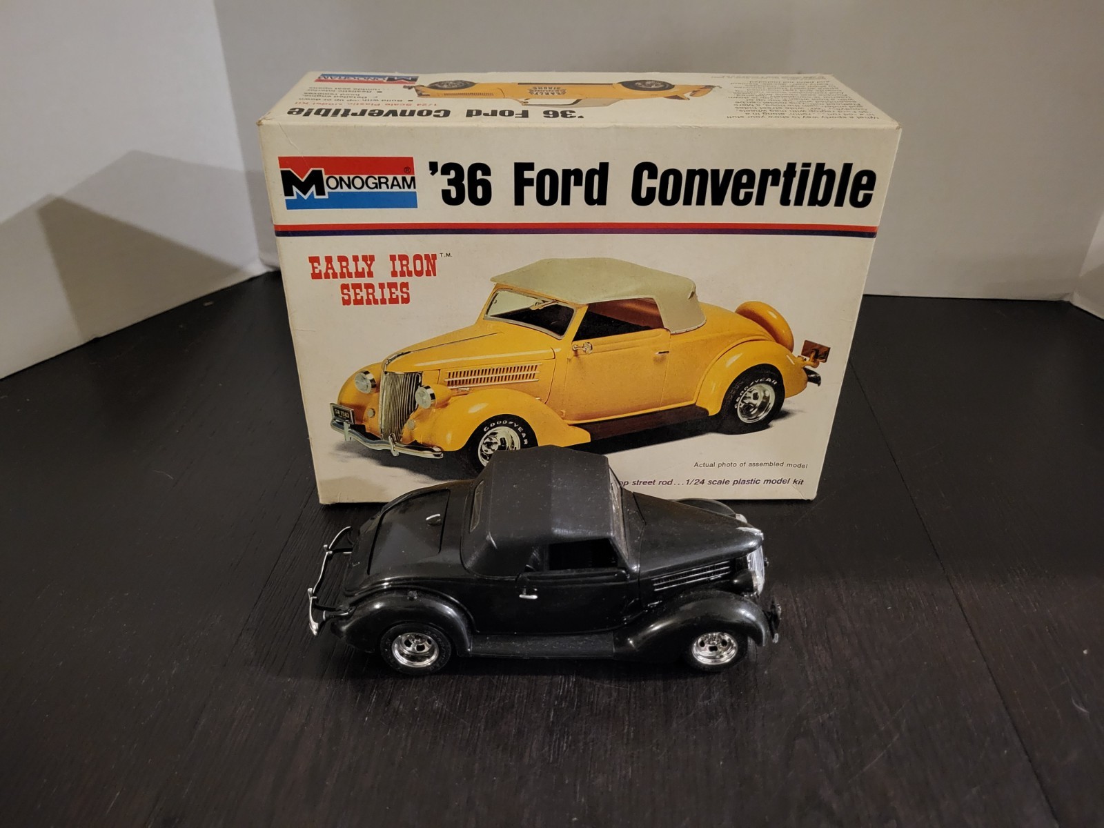 36 Ford Convertible 1/24 MONOGRAM Model Kit FULL Built 7570