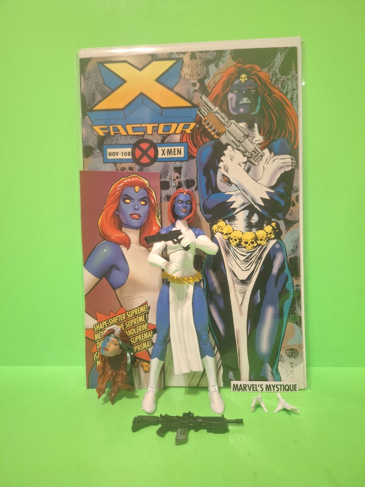 Marvel Legends MYSTIQUE / ROGUE *CUSTOM* X-MEN RETRO SERIES + GREAT COMIC BOOK