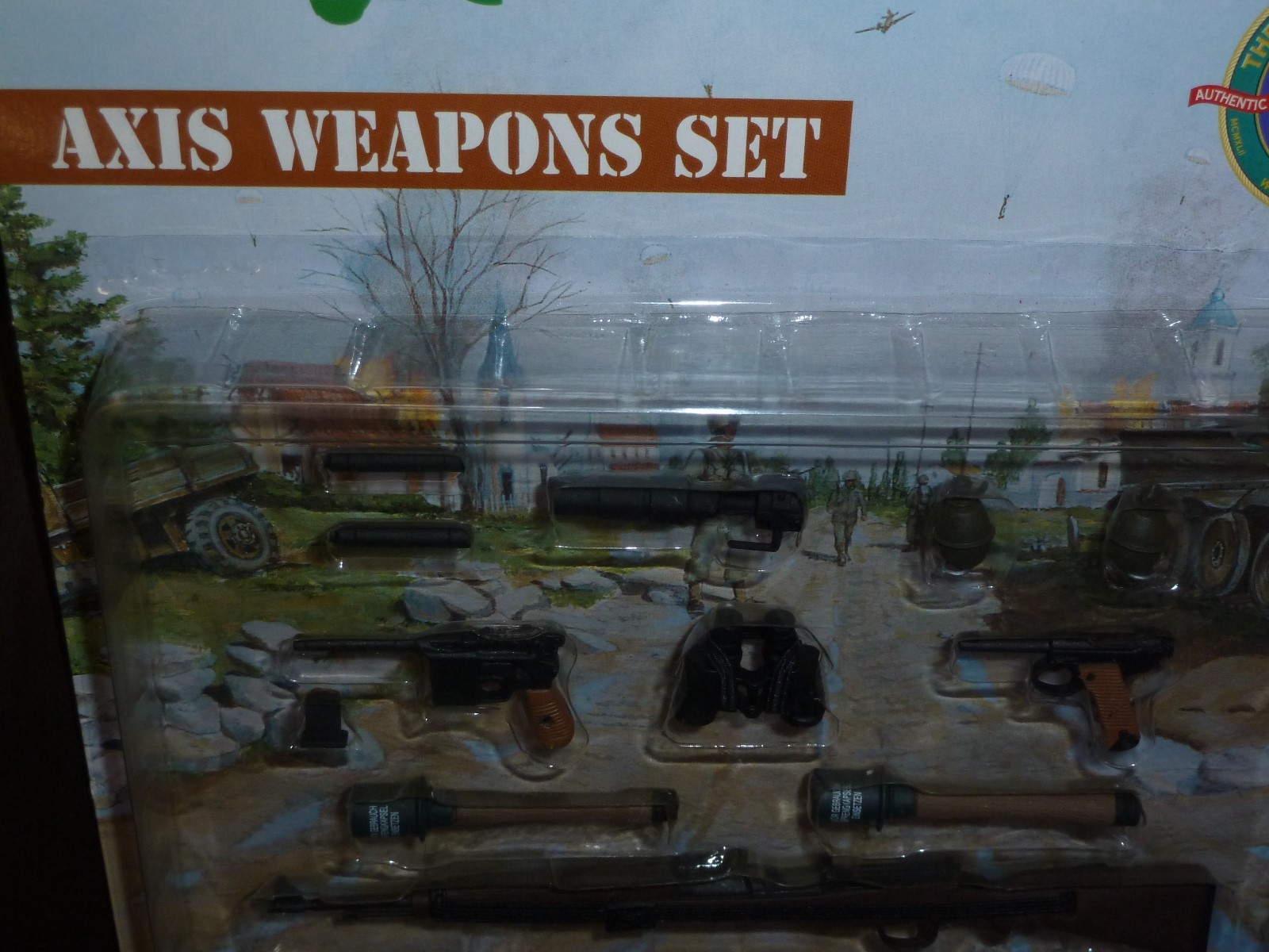AXIS WEAPONS SET TEAR ON CARD ULTIMATE SOLDIER WEAPON SETS 1/6TH SCALE CARDED