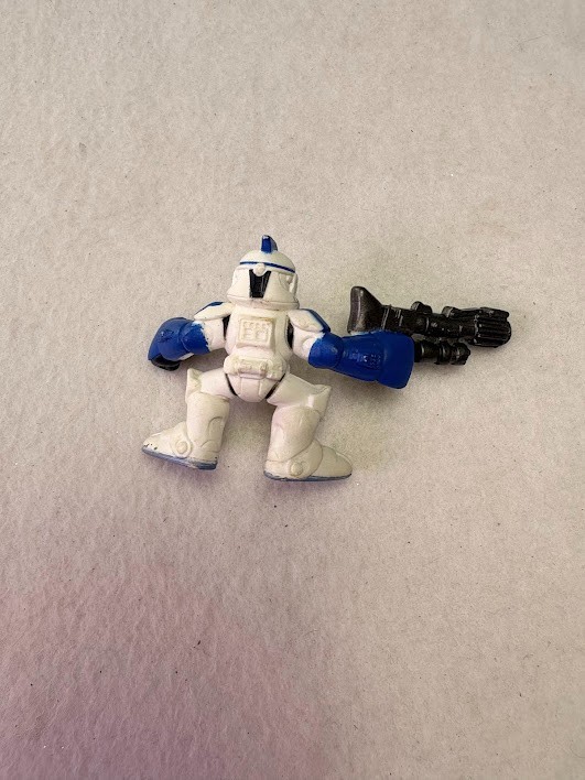 Playskool Star Wars Galactic Heroes Clone Trooper Blue Figure