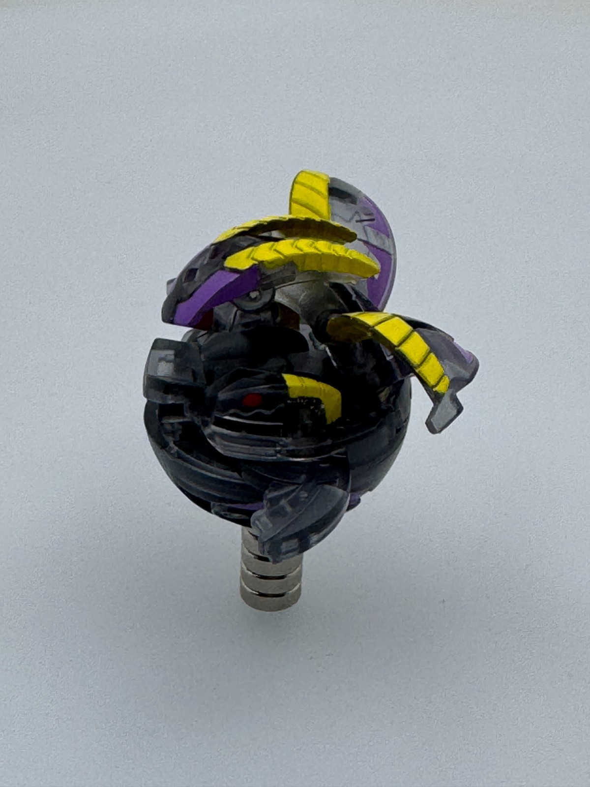 Bakugan Translucent Darkus Percival Rare Vestroia 600G Magnets Not Included