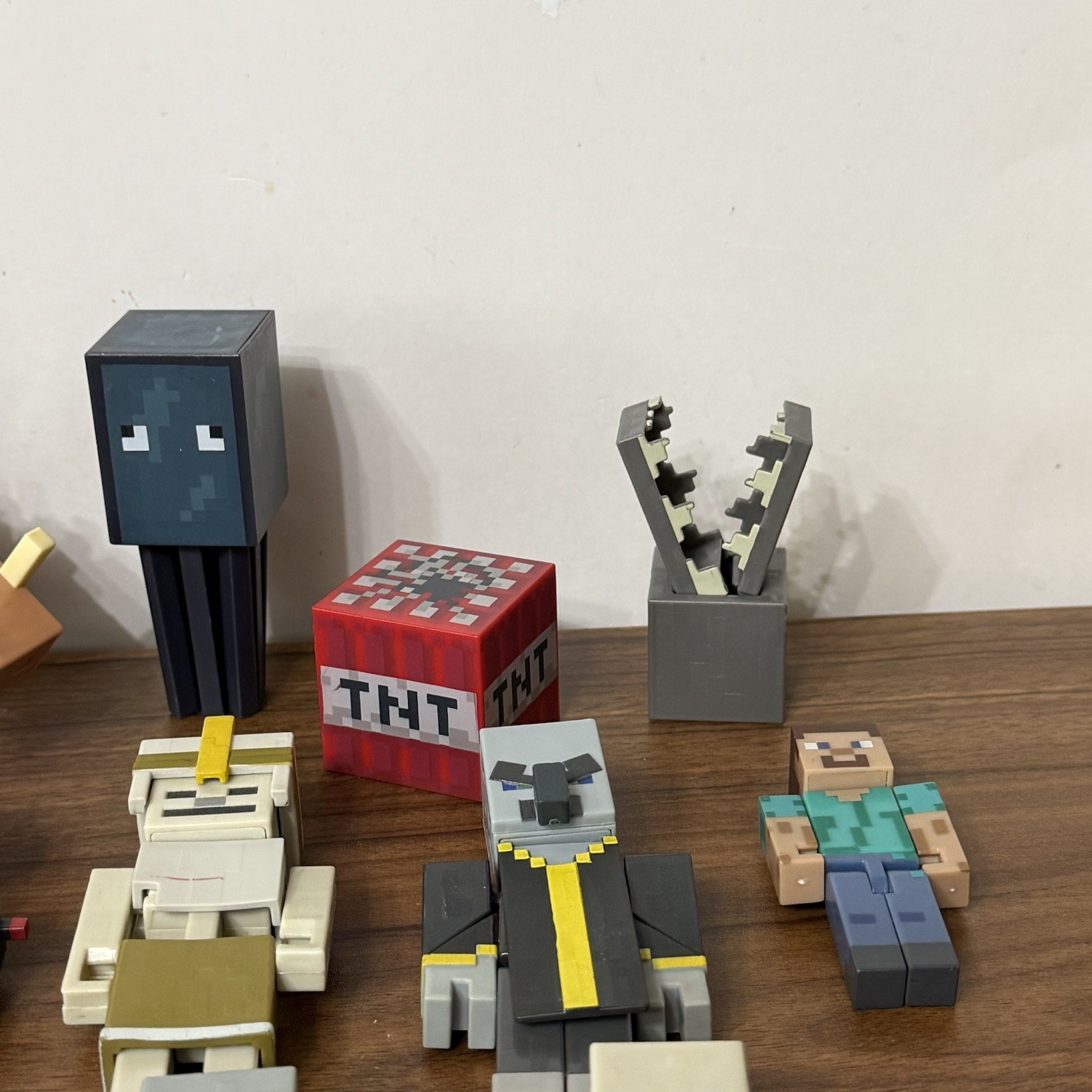 Minecraft Figure Lot Hoglin Hex Hal Enderman Skeleton Evoker 1&Prime;-3.75&Prime;