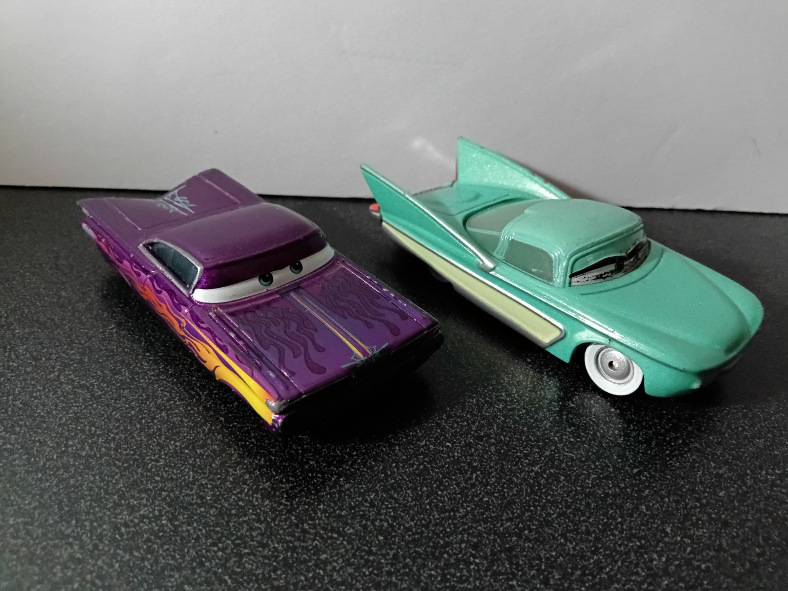 Disney Pixar Cars RAMONE and Flo Lot