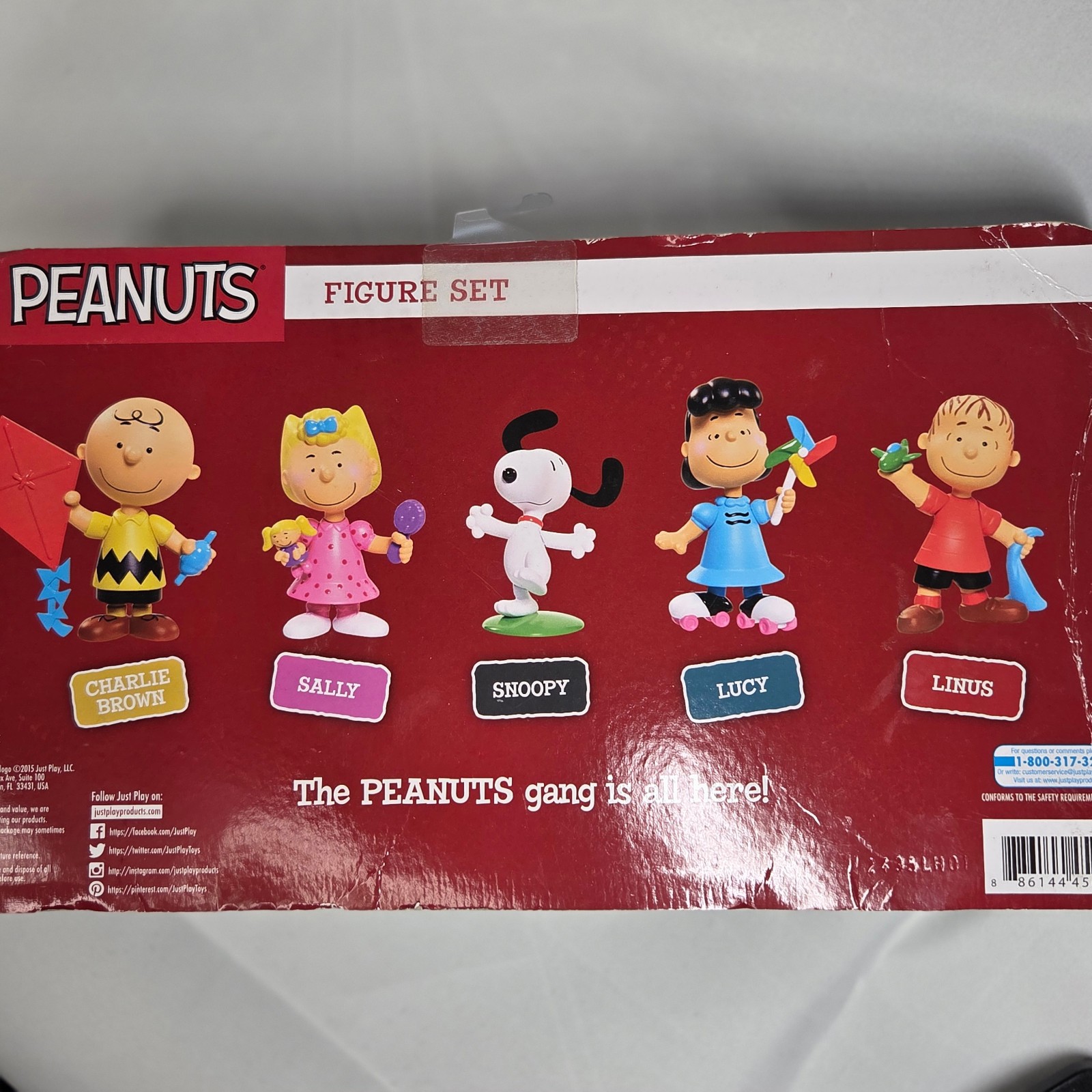 NEW Peanuts Gang 5 Figure Set Just Play 2015 NIB Charlie Brown Snoopy Lucy Linus
