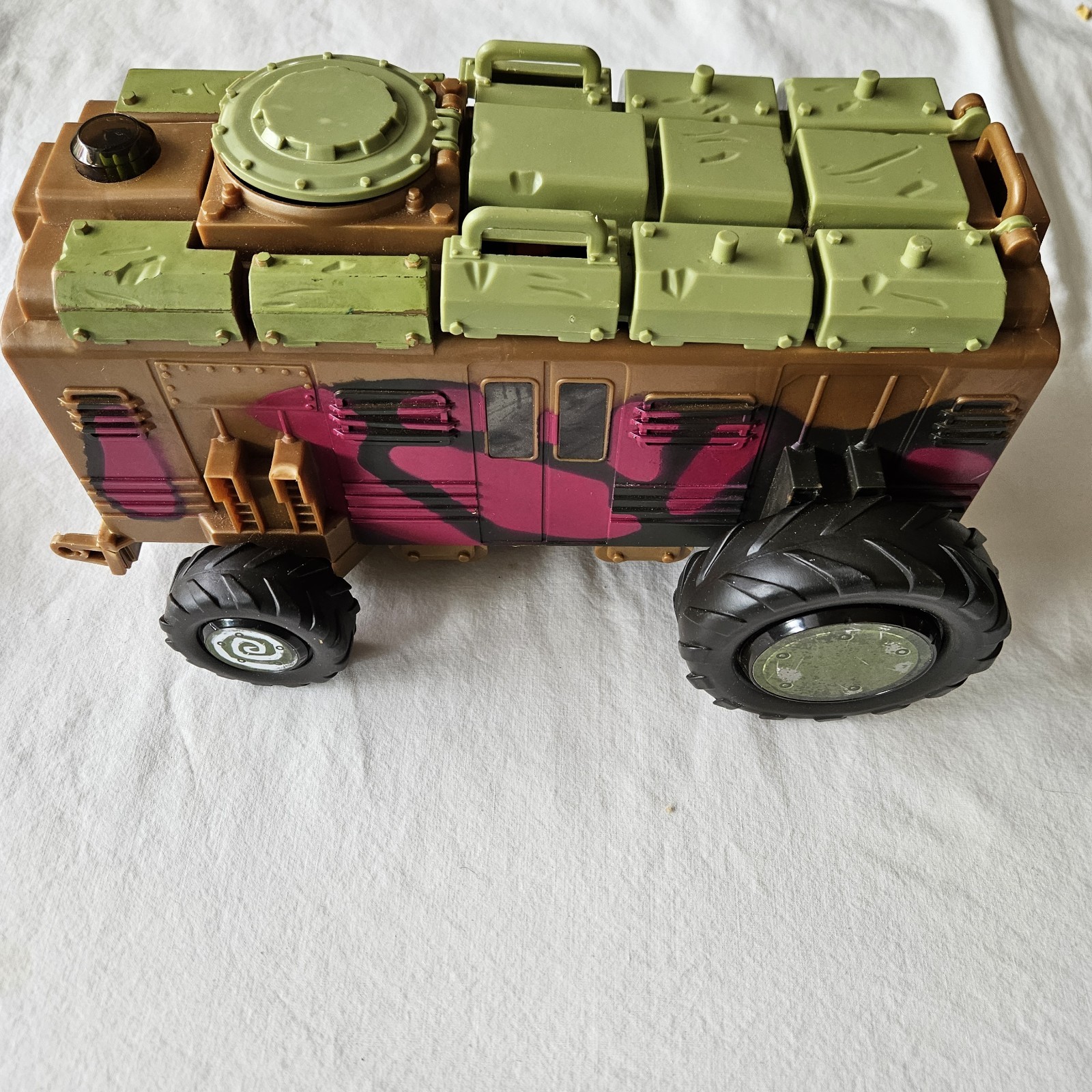 Teenage Mutant Ninja Turtles Shellraiser Remote Control RC Truck Playmates TMNT