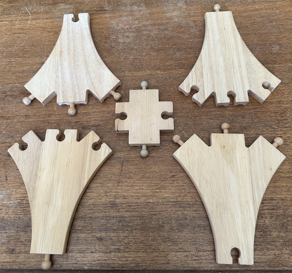 Learning Curve Wooden Thomas Train Clickety Clack Switchyard Track Set!