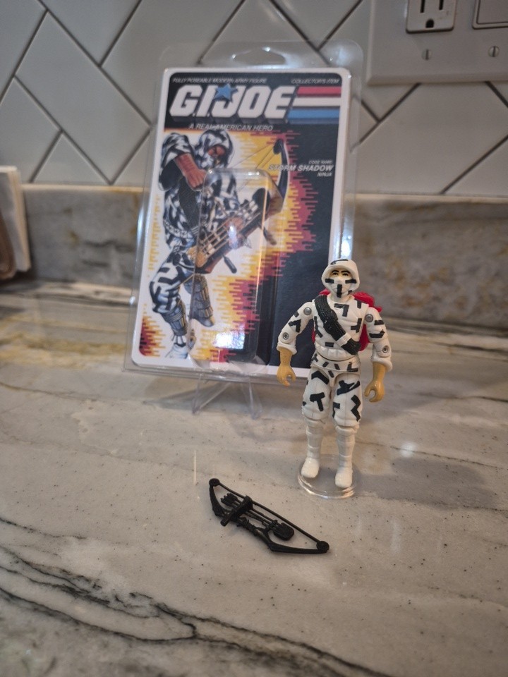 GI Joe Cobra 1988 Storm Shadow V2 w/ Backpack, Bow and Reusable Clam Shell