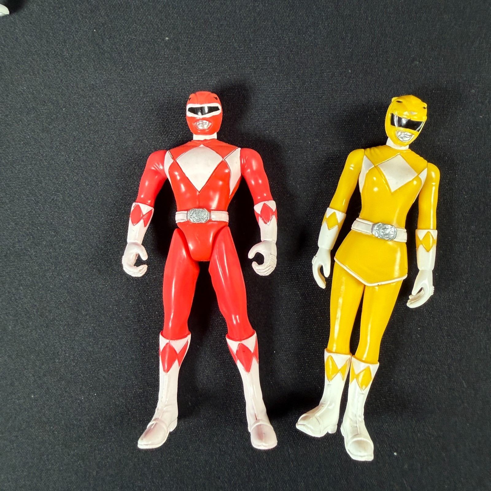 Power Rangers Mighty Morphin Yellow, Red, Green, Blue 4&Prime; Figures 2009 BANDAI