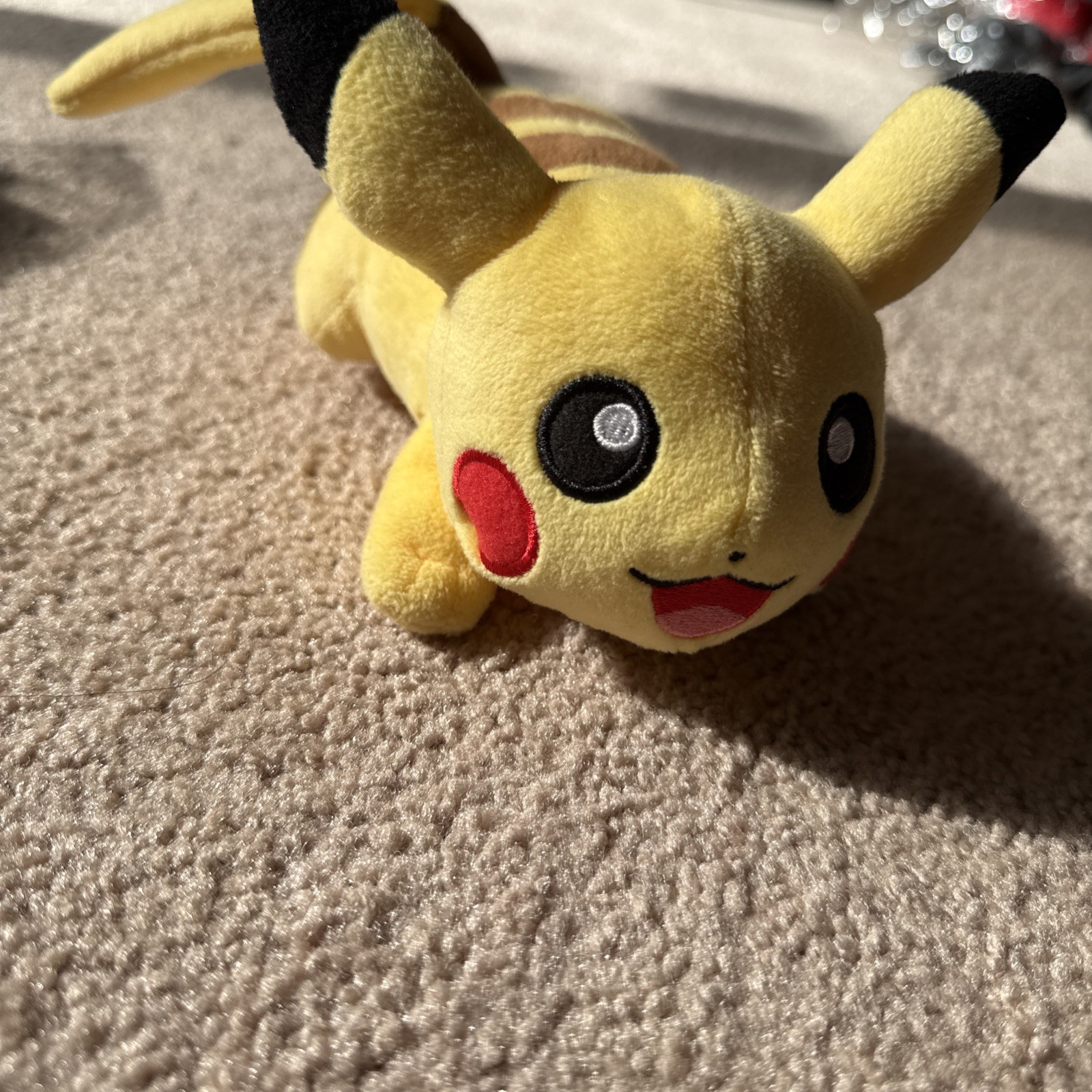 Official Genuine Pokemon Centre Running Pikachu Plush Toy 2018 New small