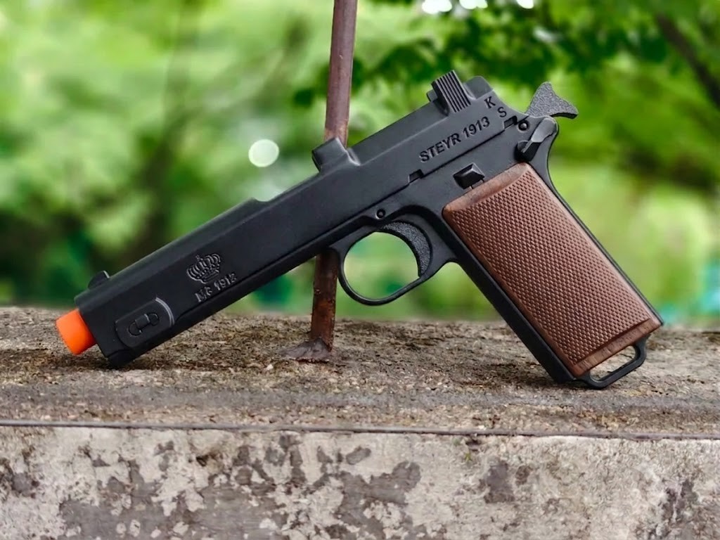Steyr M1912 Classic WWI Pistol 1:1 Prop Cosplay Costume