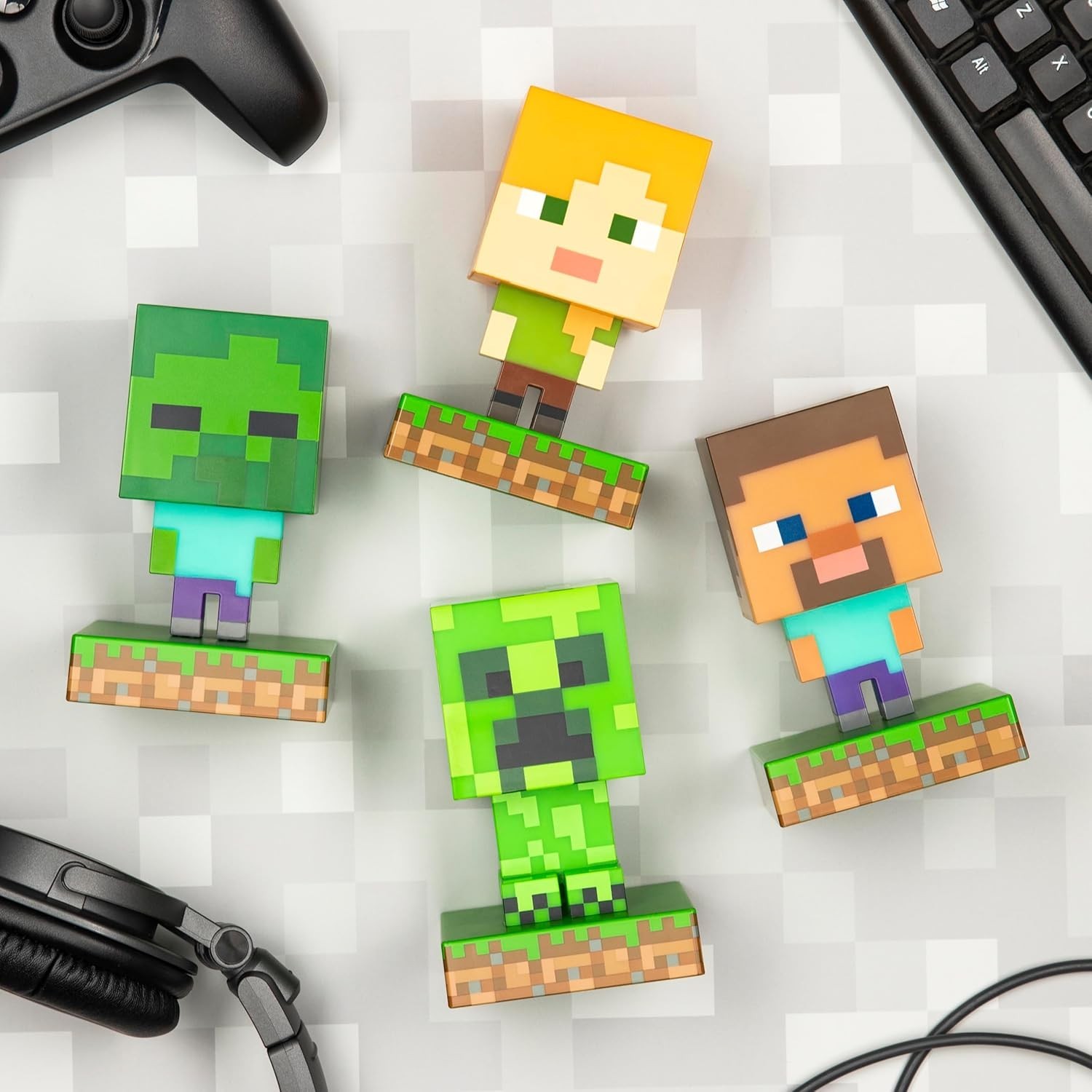 Stylish Minecraft Creeper LED Lamp – 12cm Tall – Perfect for Kids’ Rooms