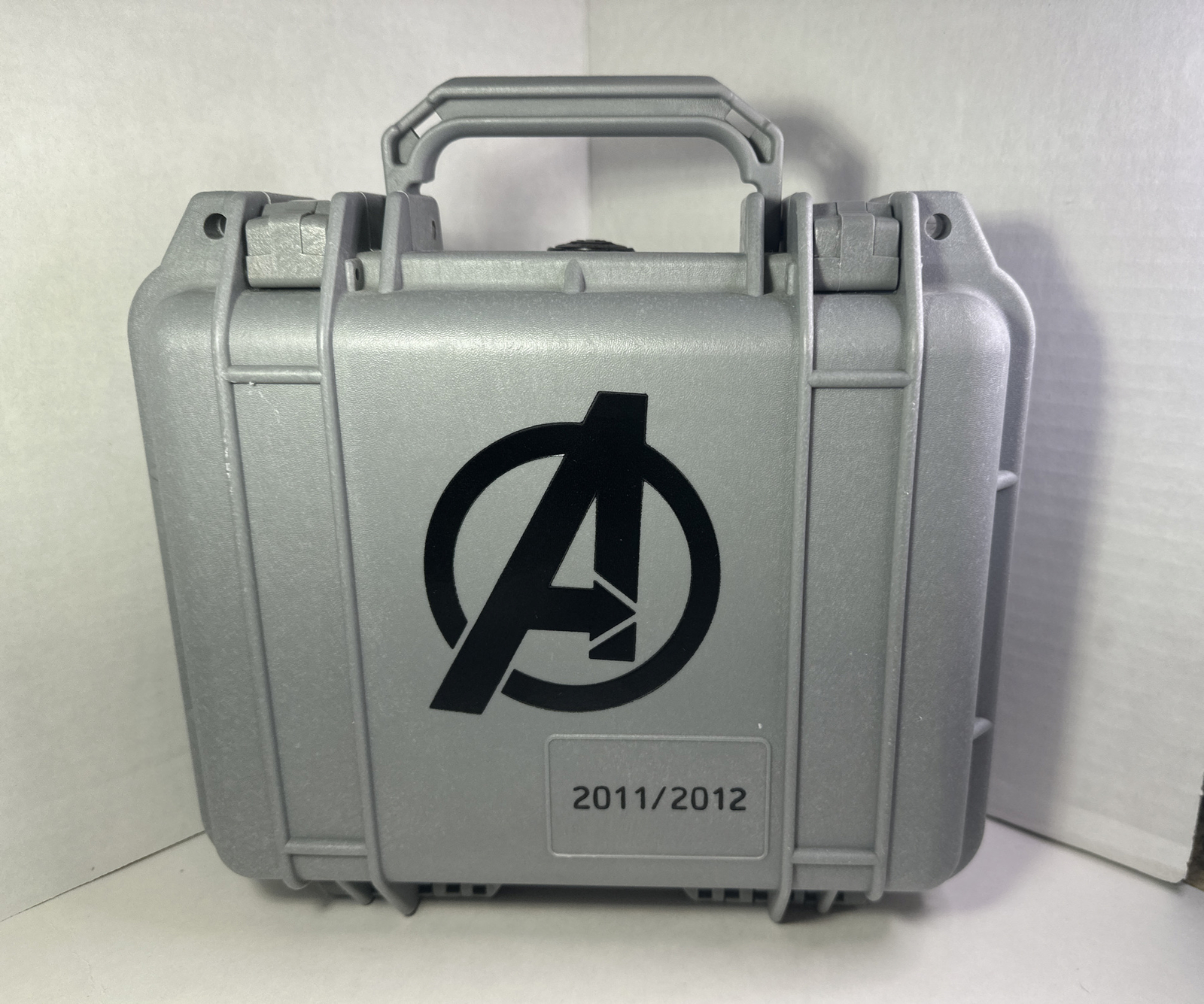 MARVEL Rare! “FIRST DAY” on set ULTIMATE AVENGERS Robert Downey Jr. CREW ONLY