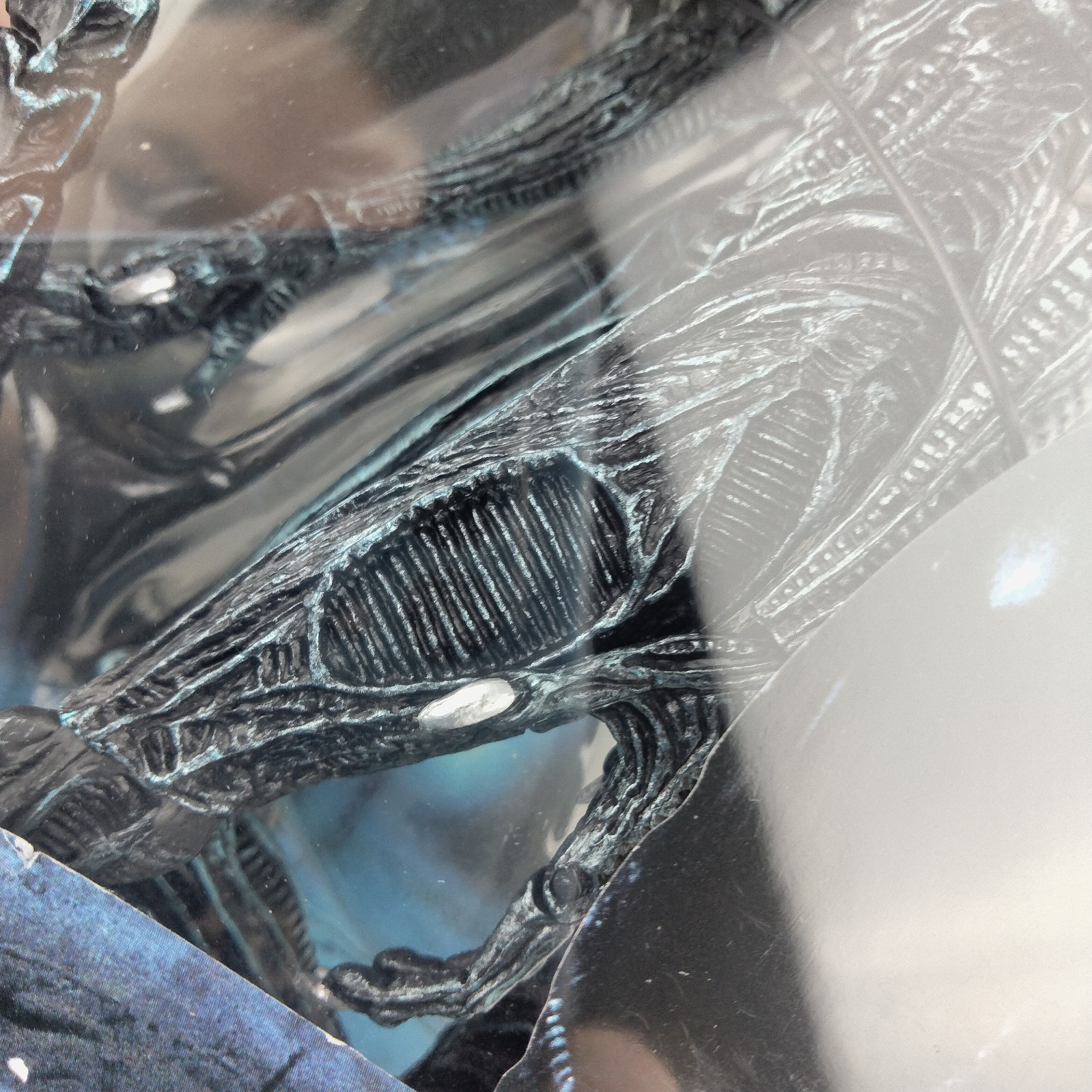 NECA AVP Alien vs Predator Grid Alien 12&Prime; 1:12 Series 7 Toy Action Figure – BNIB