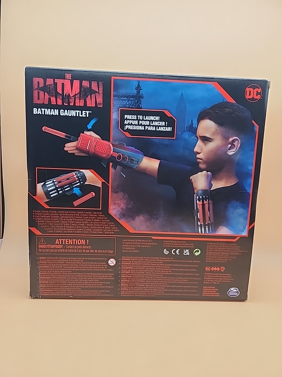 DC Batman Gauntlet with Launcher, Interactive Role-Play Toy, The Batman Movie