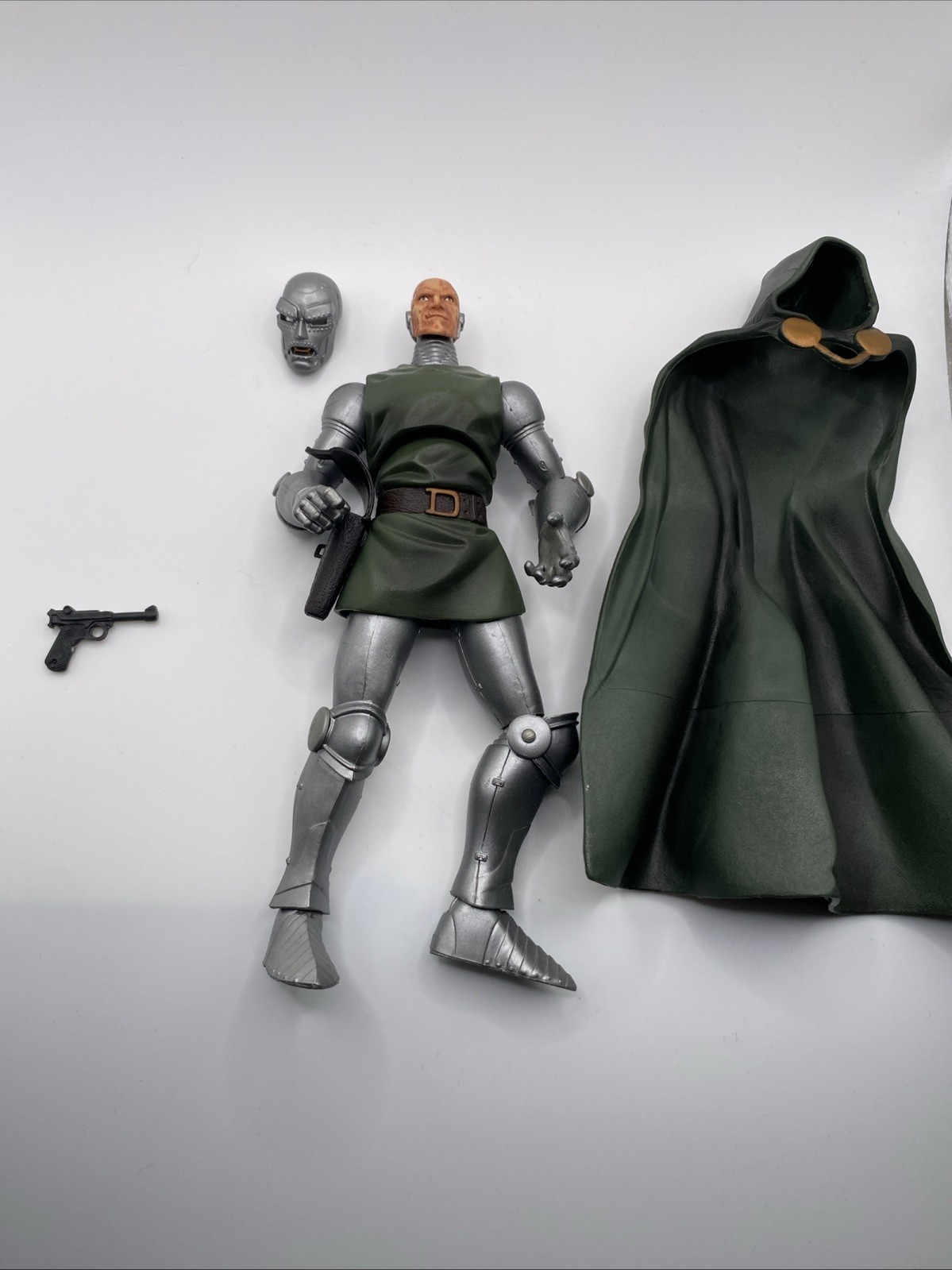 Loose 2012 Hasbro 6.50&Prime; Marvel Legends Epic Heroes Wave 3 « Dr. Doom » Figure