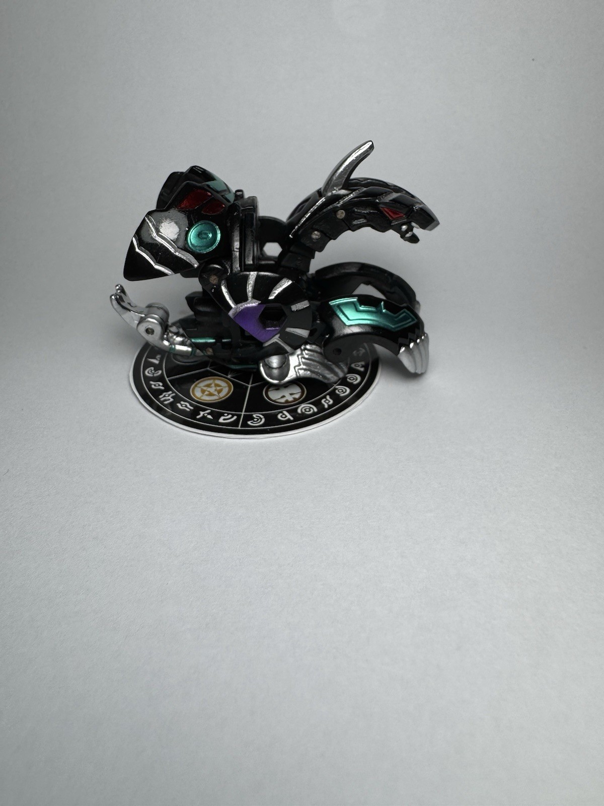 Bakugan Mechtanium Surge Darkus Mutant Helios Custom Paint 600g Vintage Toy