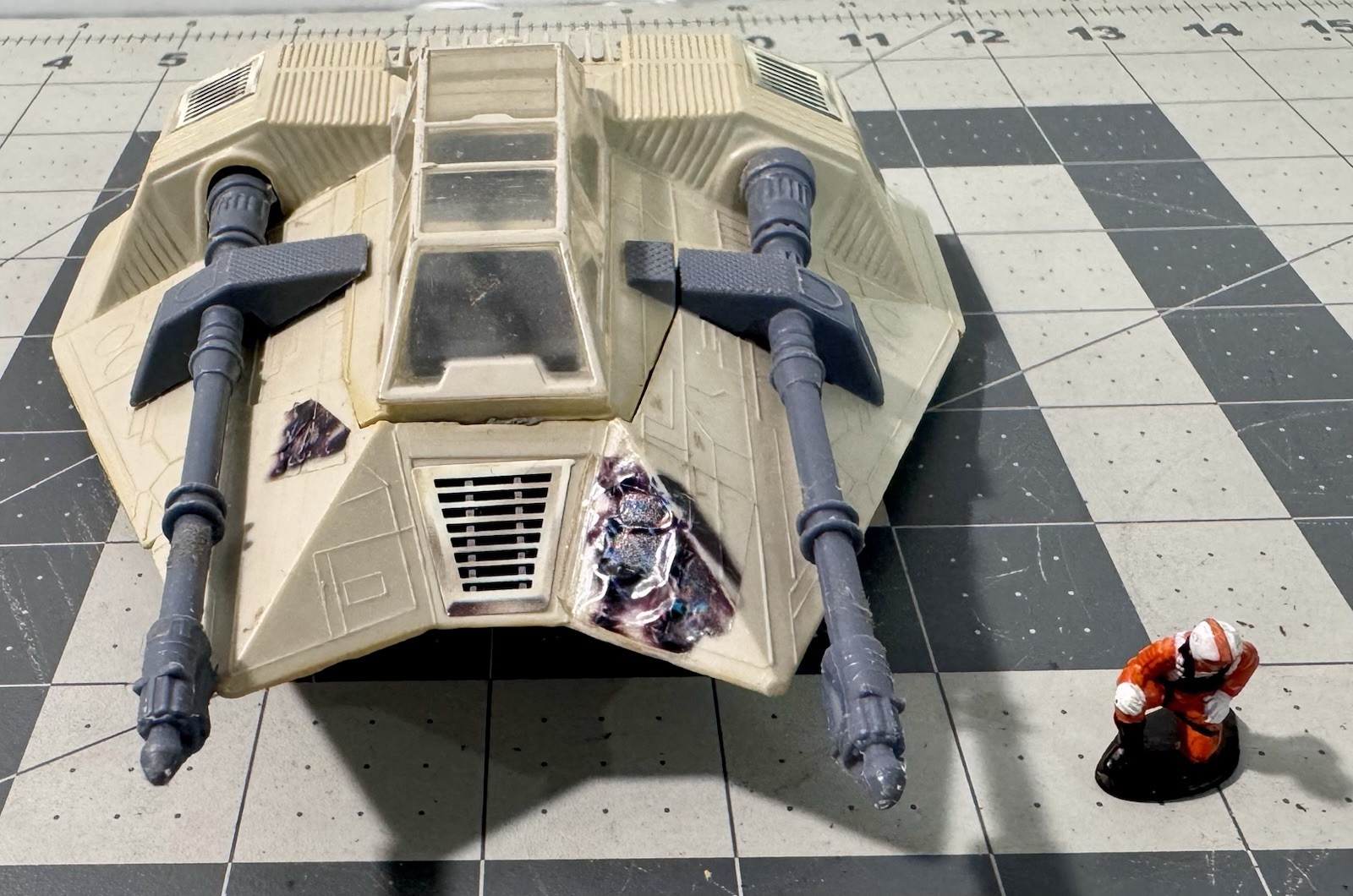 VINTAGE Star Wars MICRO COLLECTION SNOWSPEEDER Kenner 1982 With Diecast Pilot!