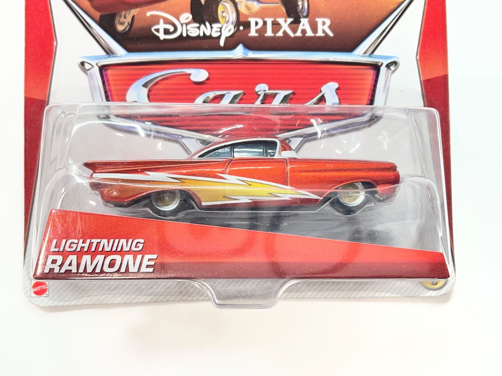 DISNEY PIXAR CARS RETRO RADIATOR SPRINGS LIGHTNING RAMONE COLLECTOR NO. 3/8