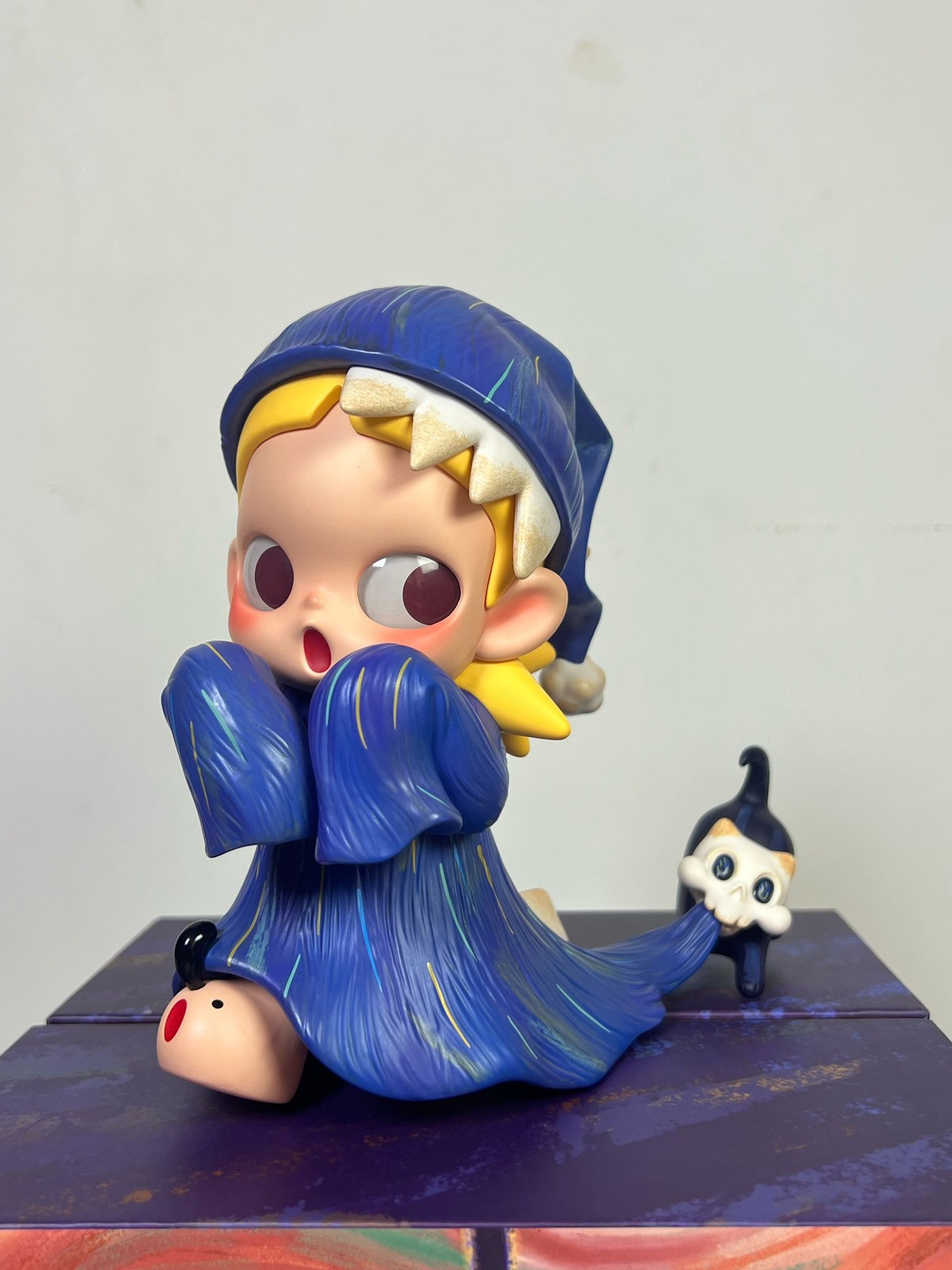 Authentic Zsiga Scared Performer Figure Toy Limited Edition Figure Toy New 16cm