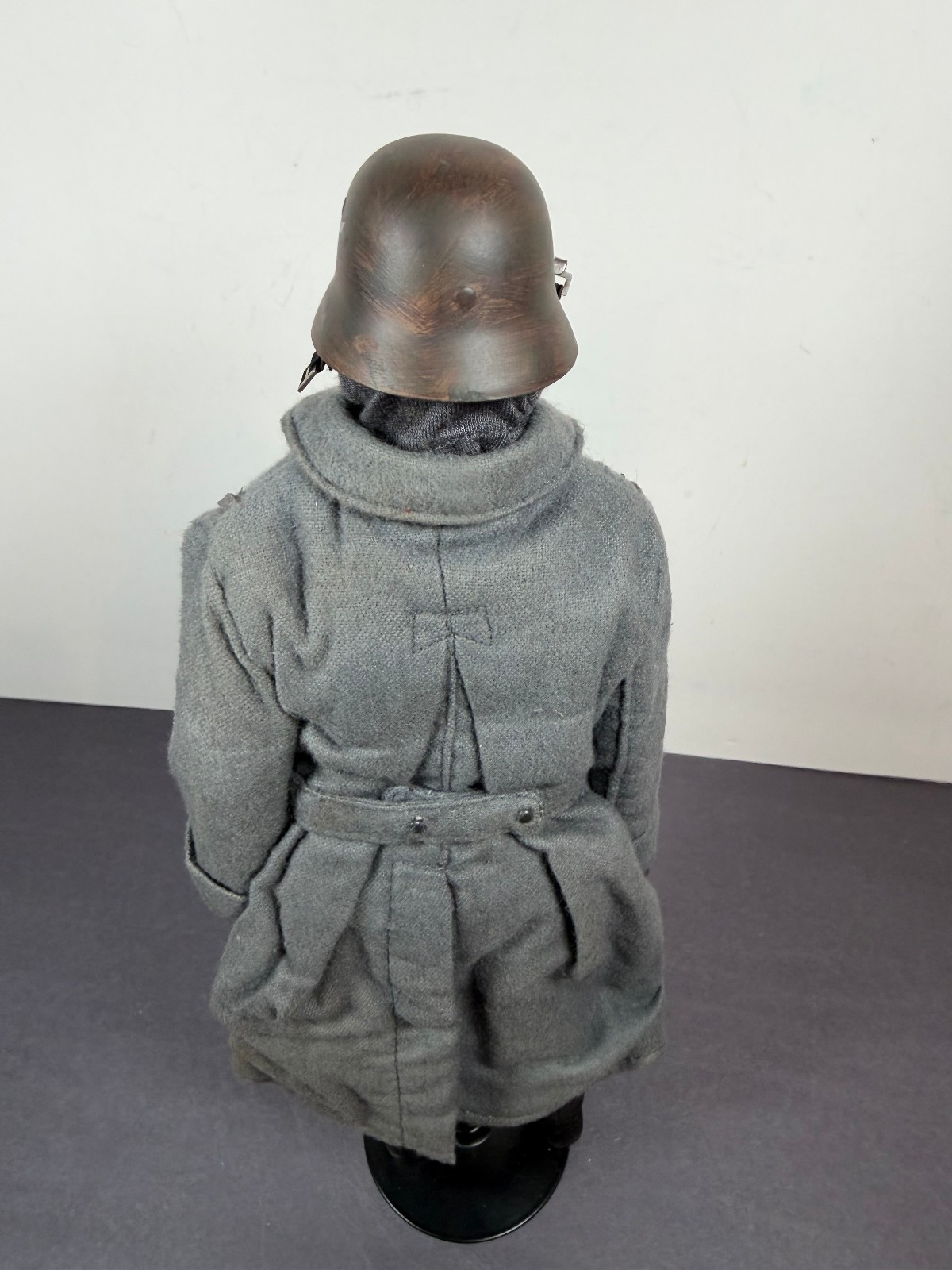 Dragon CUSTOM Kitbash WWII German Luftwaffe Gunner 12&Prime; Figure 1/6 Scale P272
