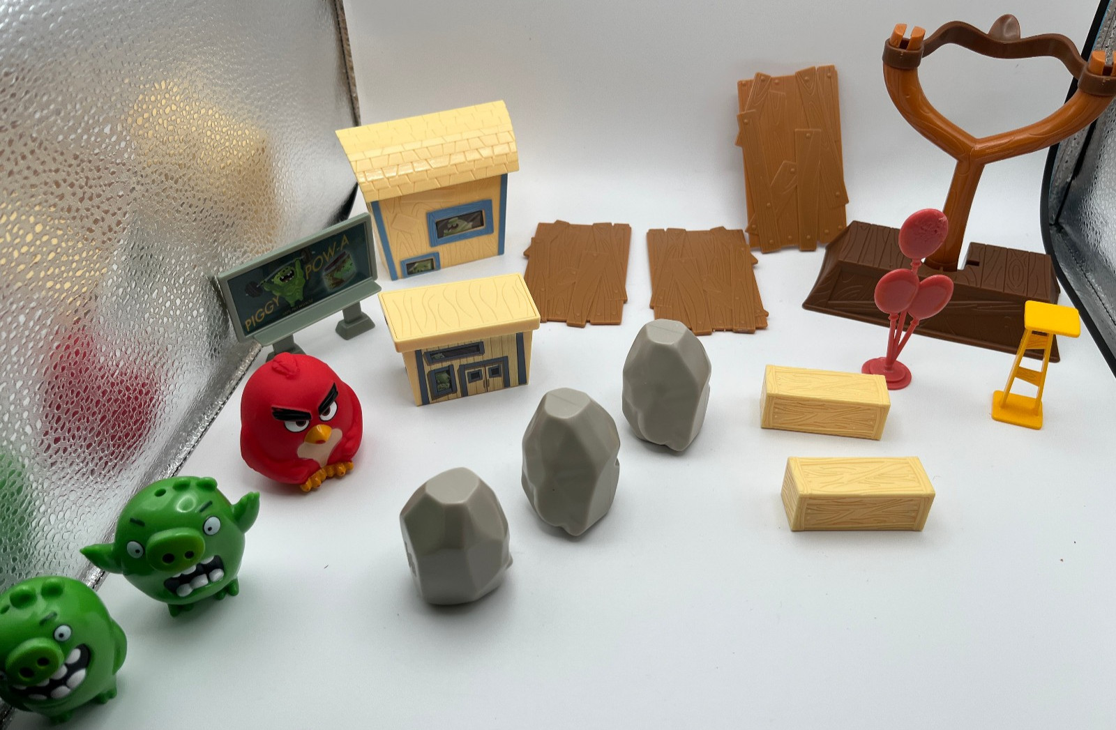 Angry Birds Pig City Strike Playset Complete w/instructions Damage on balloon