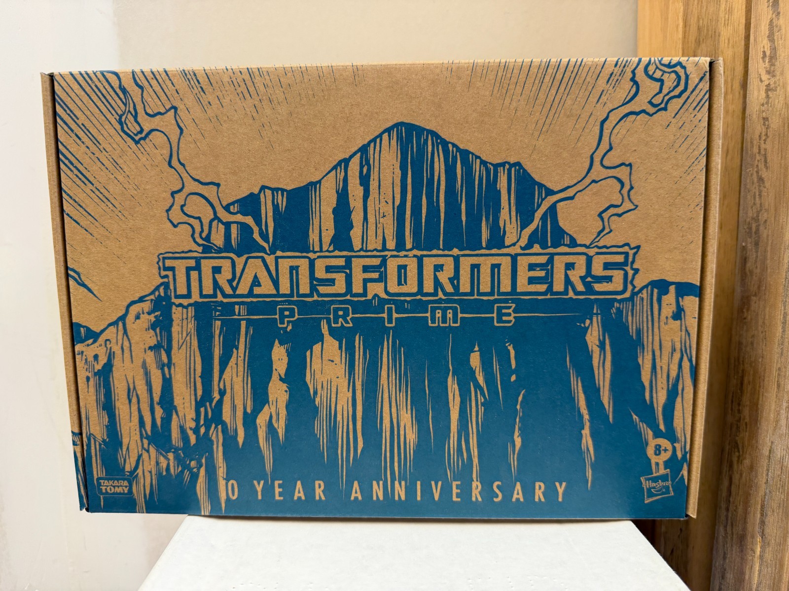 Transformers Prime War Breakdown and Vehicon 10 Year Anniversary 2-Pack Set