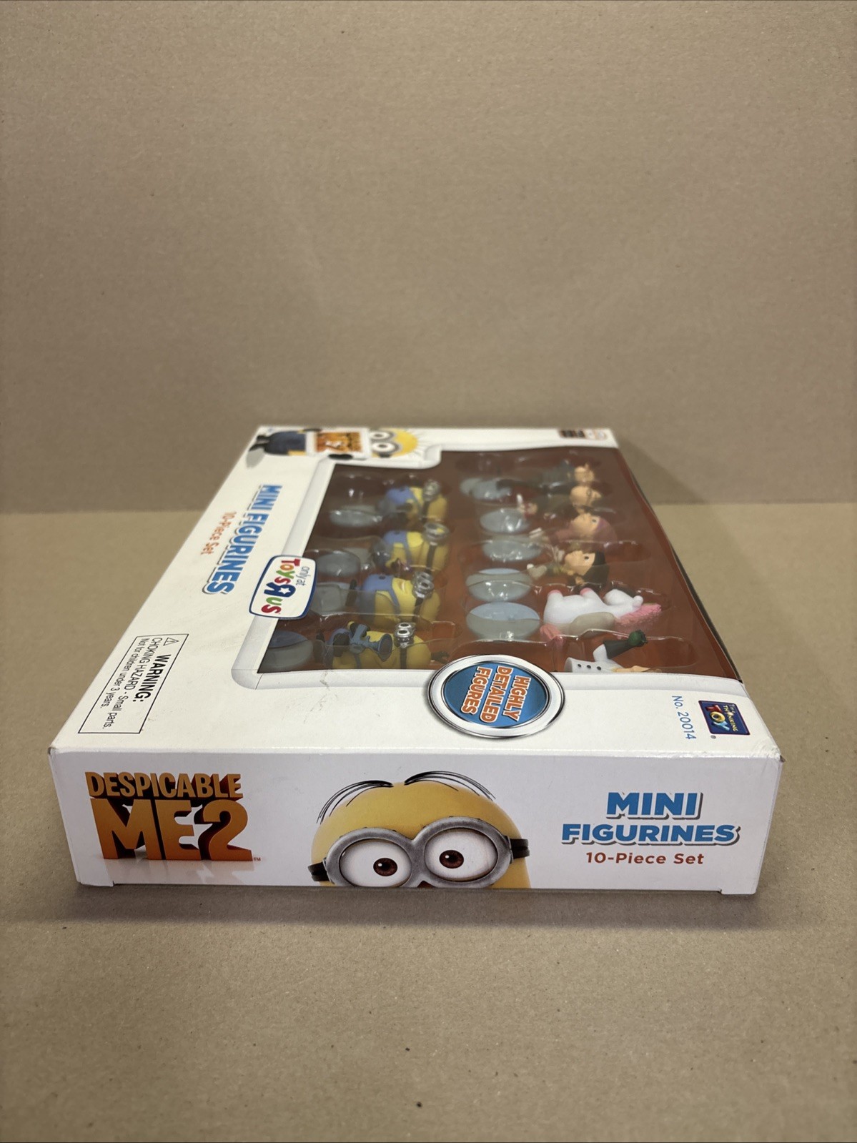 Despicable Me 2 Mini Figurines Set 10-Piece NIB Minions Figures Toys R Us