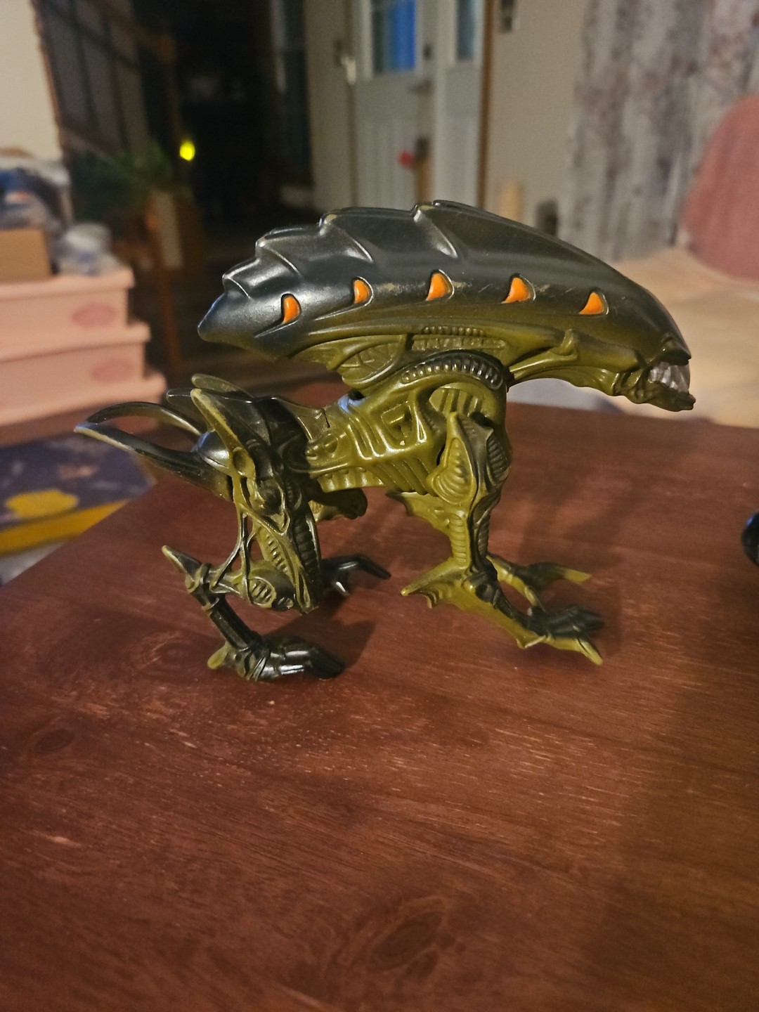 Independence Day Alien Supreme Commander Action Figure & Boar Alien VS Predator