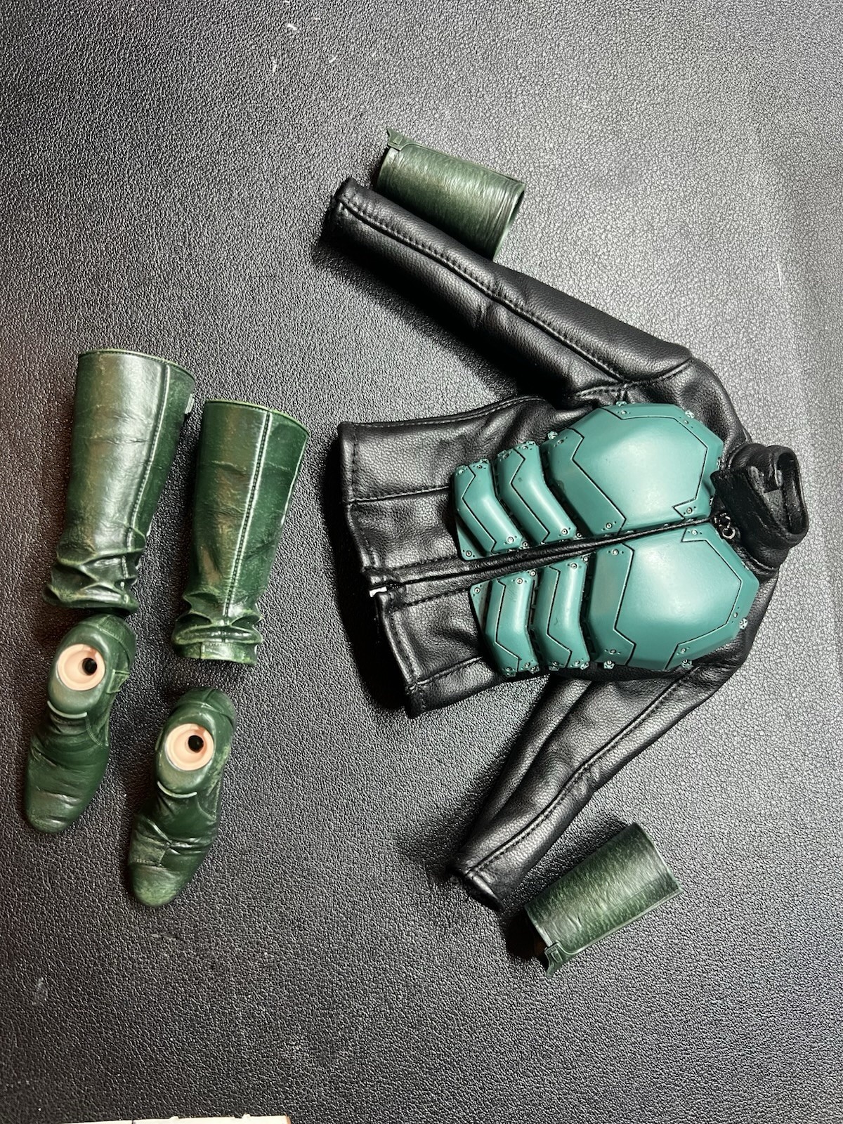1/6 VTS Toys Shadow Rider Shin Kamen Rider Leather Coat, Wrist Armor, And Boots