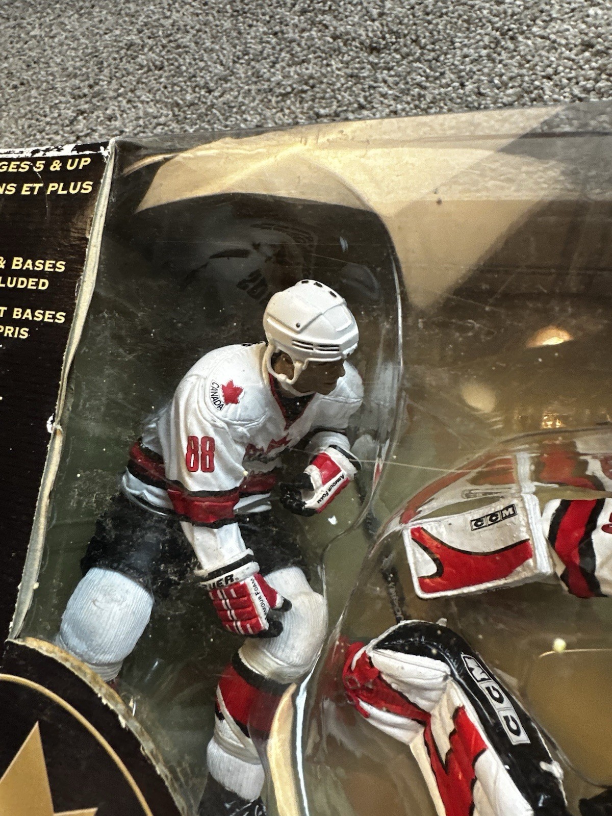 Team Canada Olympic Hockey McFarlane Figures – Set of 4 – Lindros Brodeur Sakic