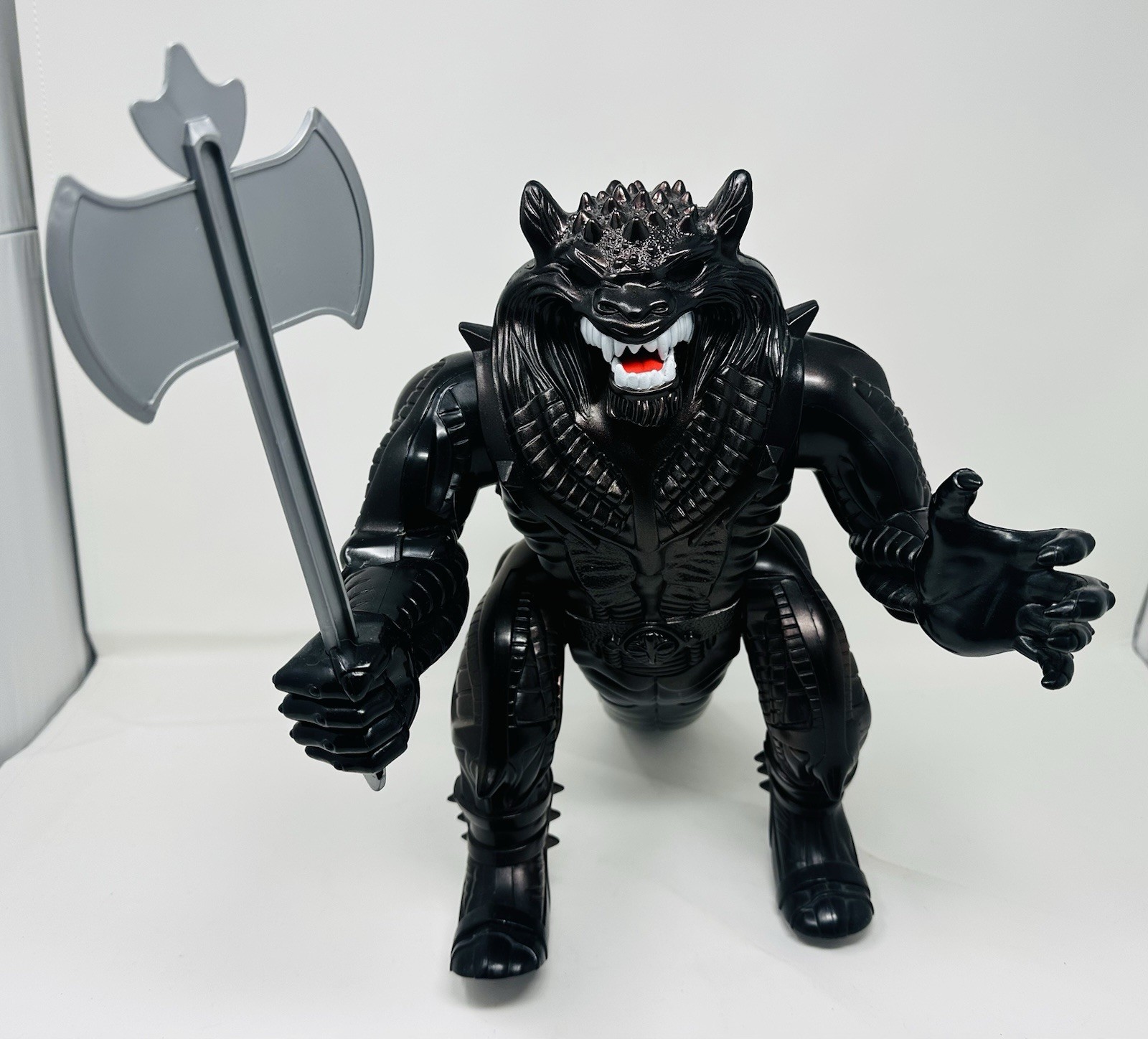 GORZAK Tyco 1993 WORKING with Axe No Cuffs Great Condition w/sound and moves.
