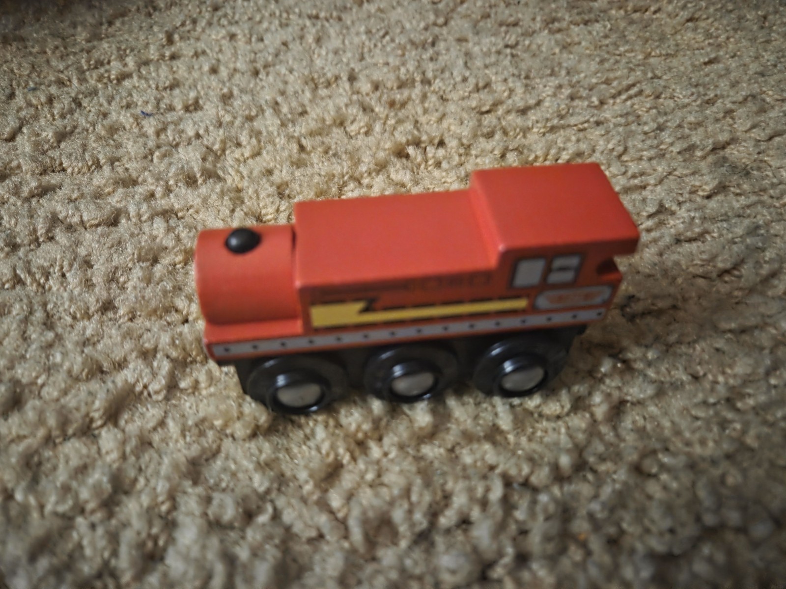 Non Thomas Orbrium Wooden Trains Lot Of 2 Looks New Unboxed But Unused