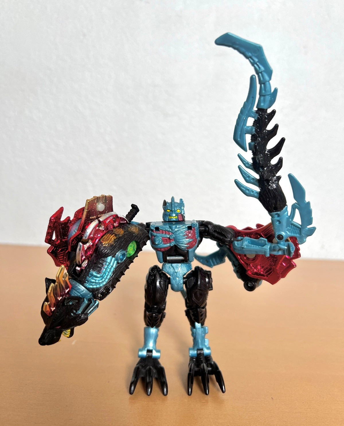 1999 Hasbro Transformers Beast Wars Transmetals Jawbreaker Hyena Action Figure