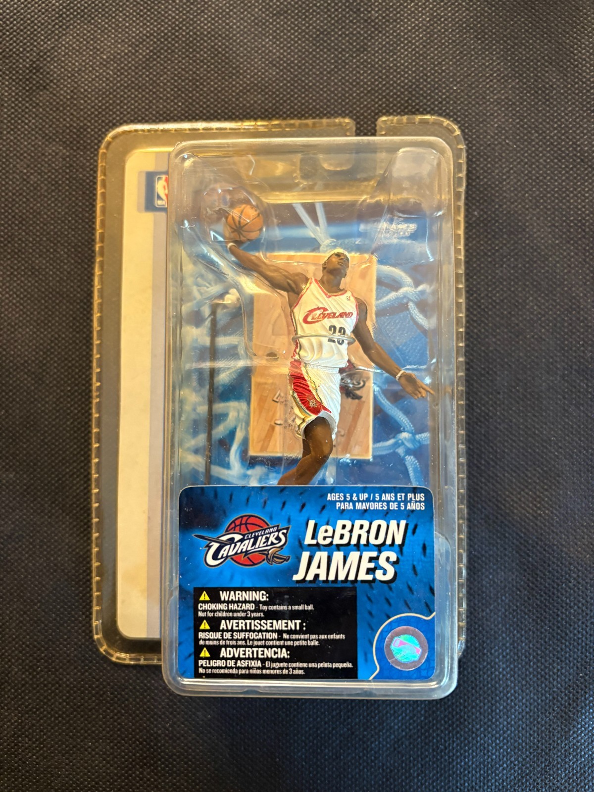 Mc Farlane 2006 LeBron James Cleveland Cavaliers 4&Prime; Figurine – Unopened