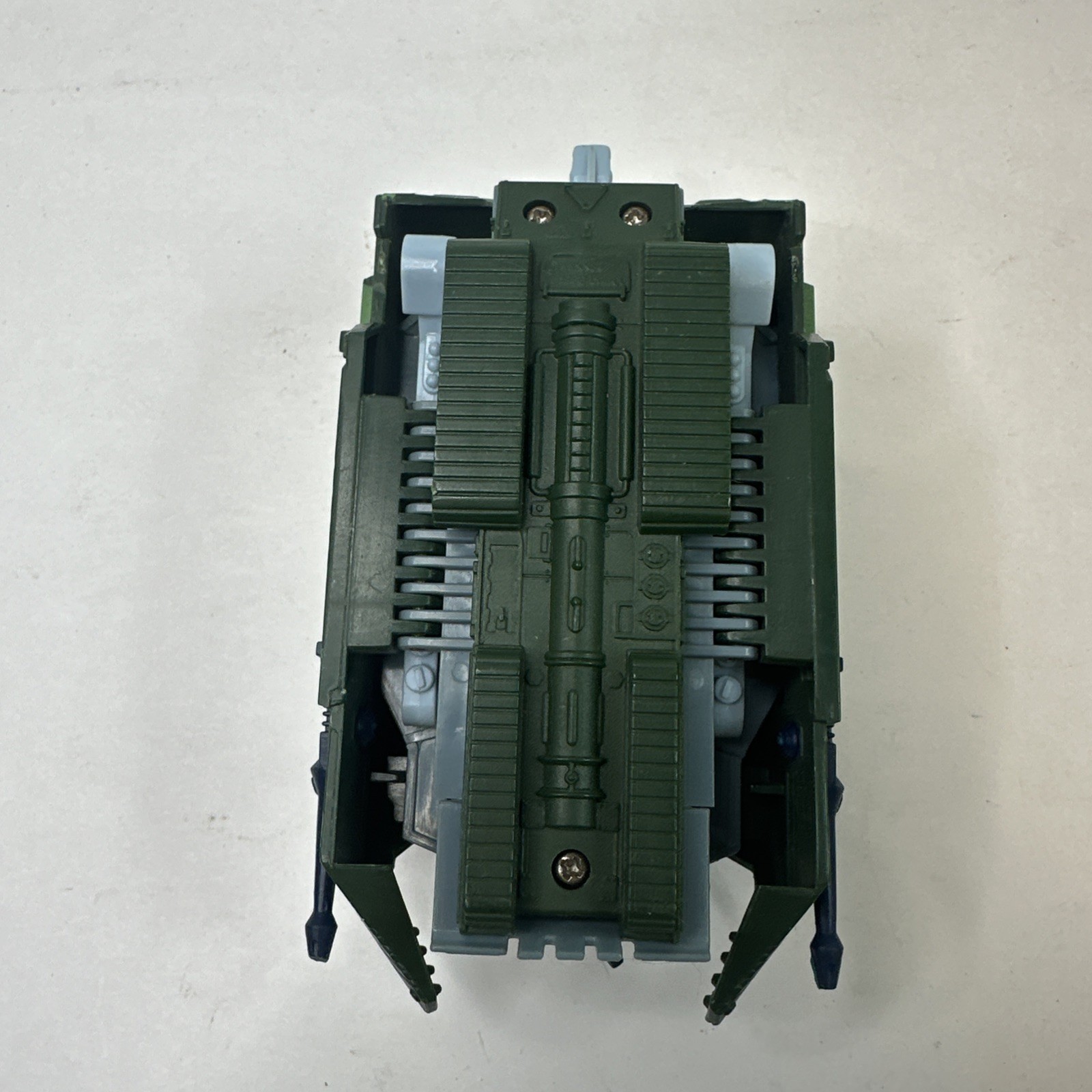 Mega Force Crossbolt Mobile Armored Helipad Vehicle VTG Kenner 1989