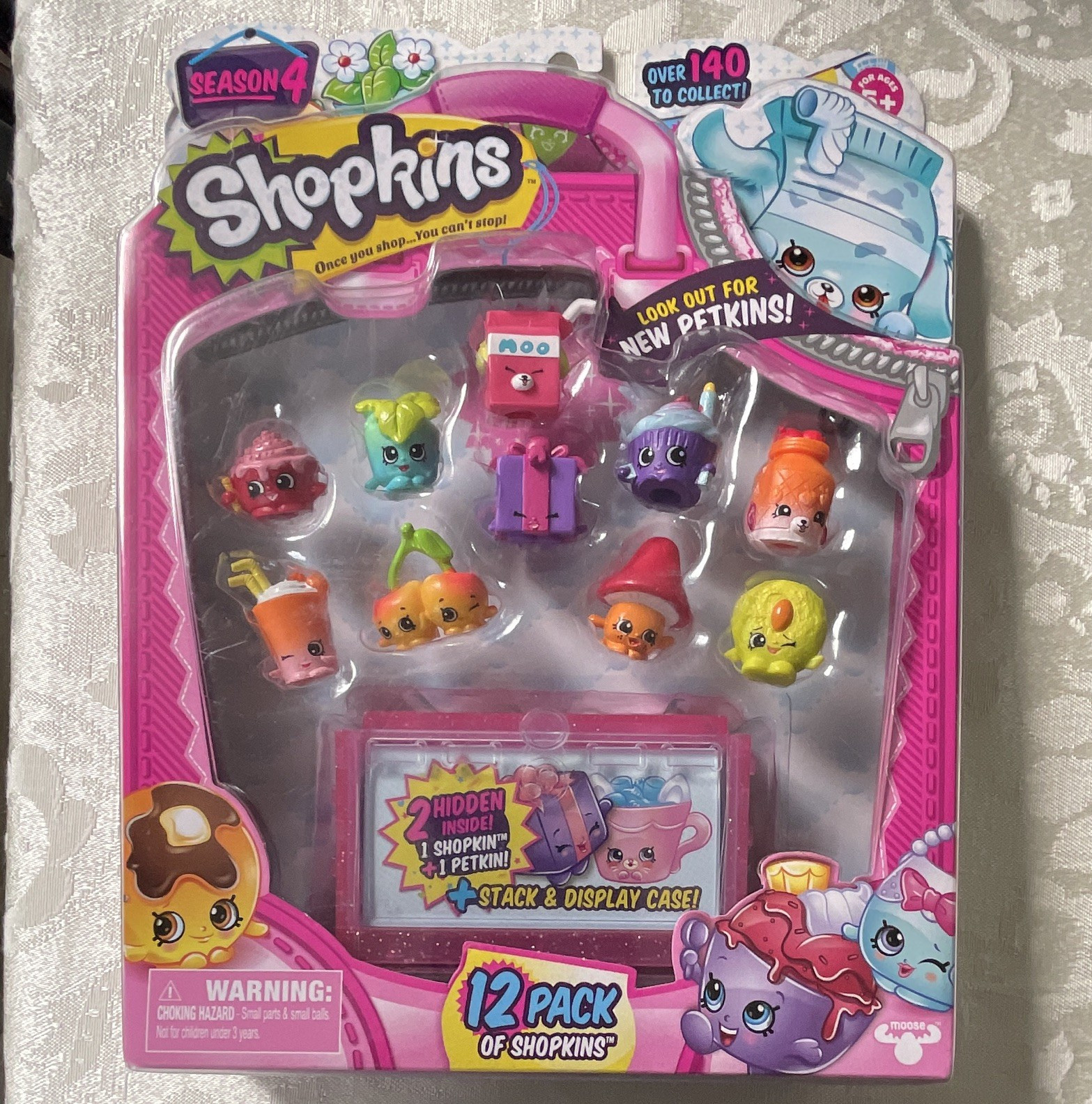 Shopkins Season 4 12 Pack Set Limited Edition w/ Stack & Display Case Guide